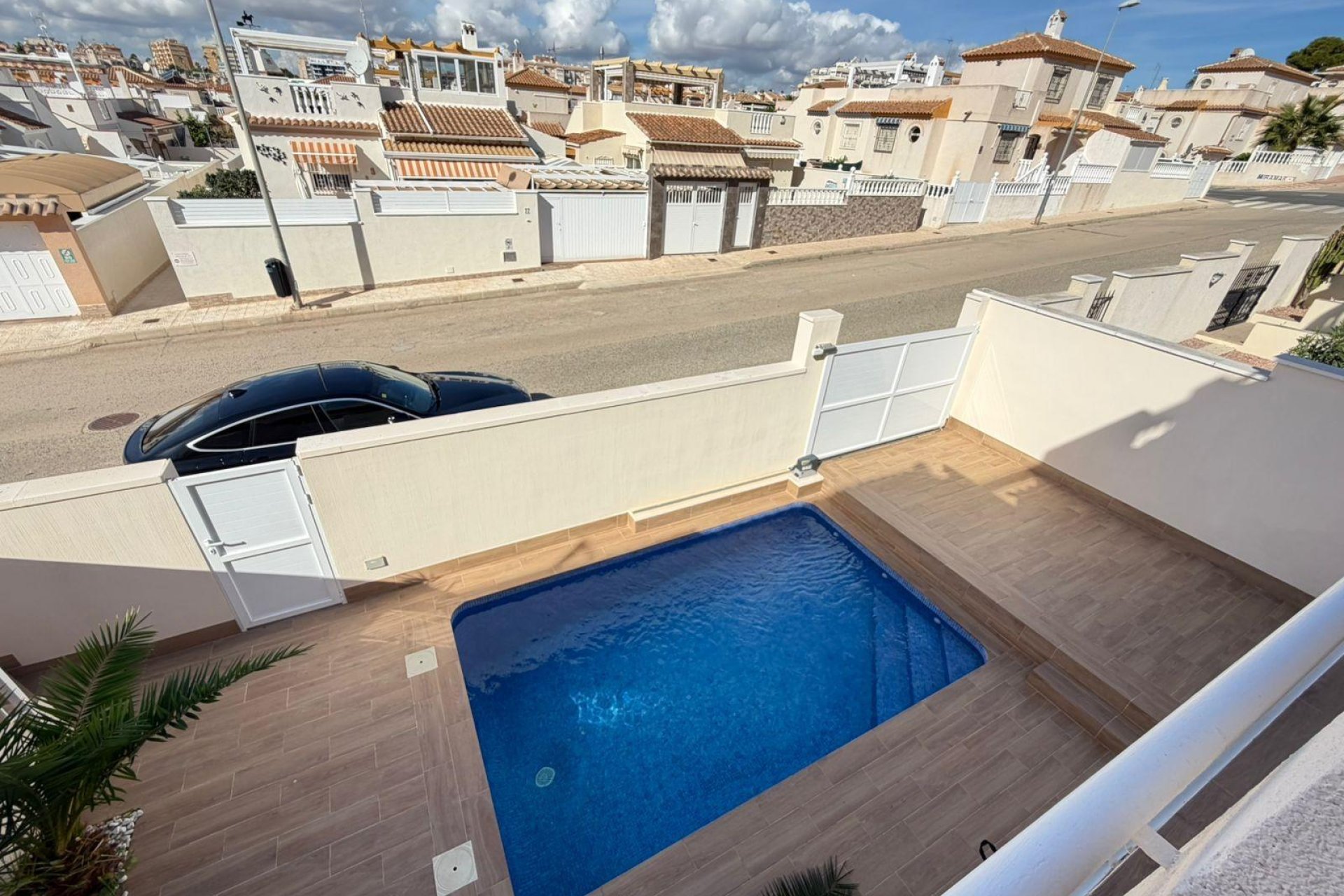 Resale - Villa / Semi semi-detached -
Torrevieja - Cabo Cervera
