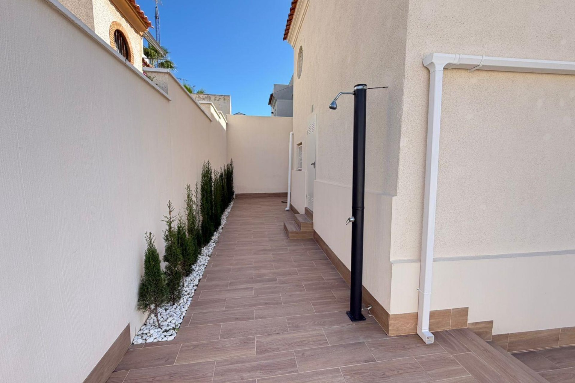 Resale - Villa / Semi semi-detached -
Torrevieja - Cabo Cervera