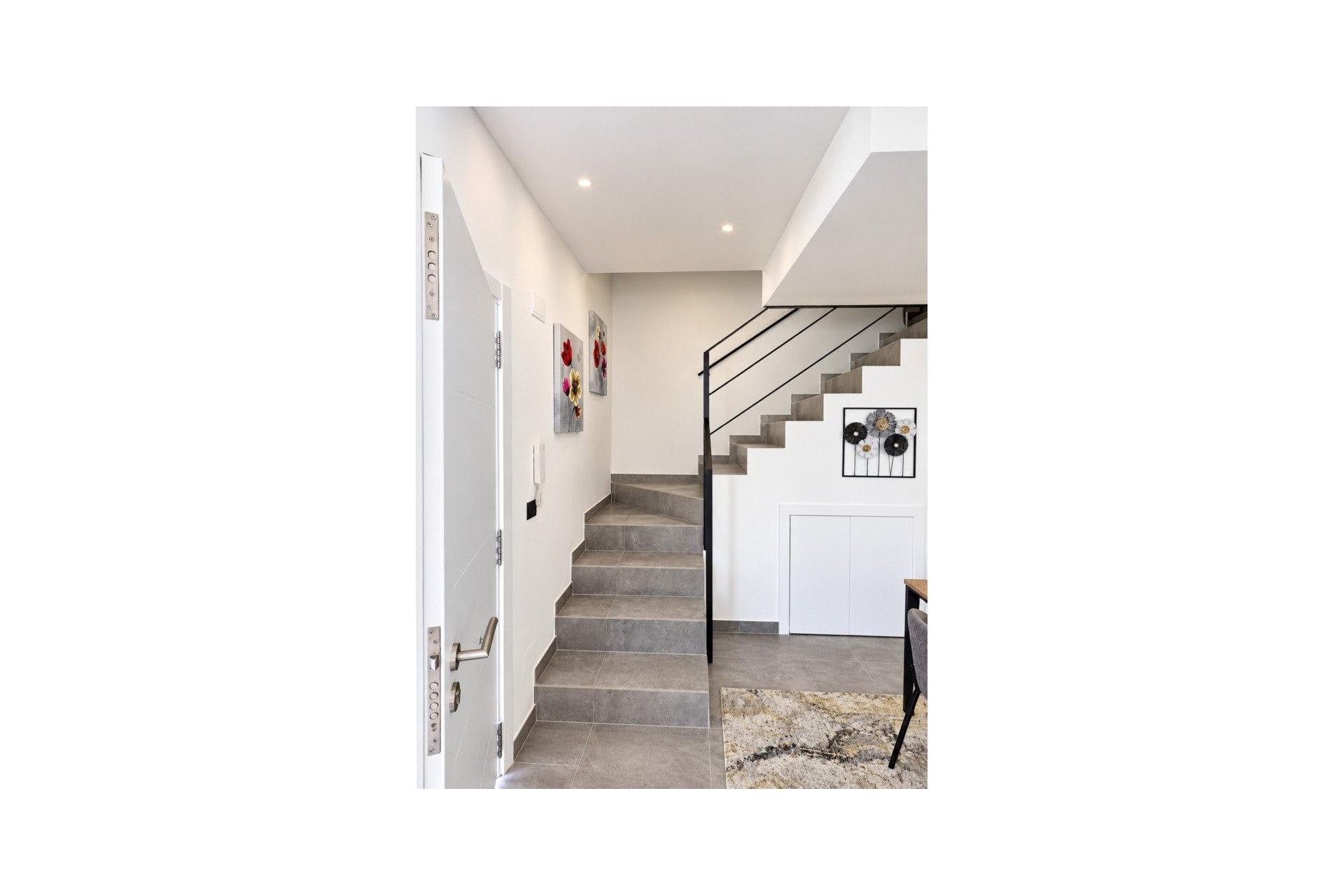 Resale - Villa / Semi semi-detached -
Villamartin - Costa Blanca