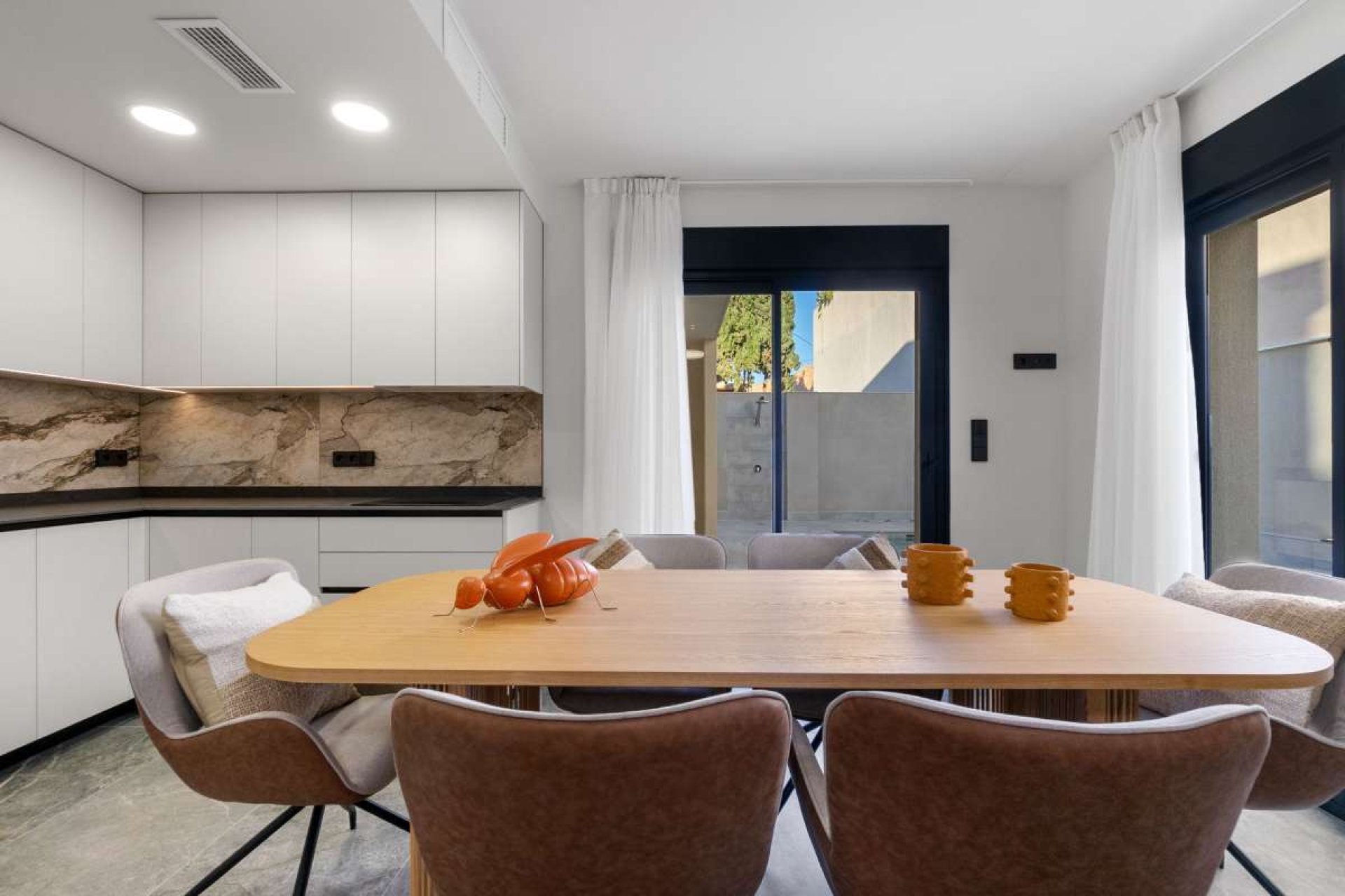 Resale - Villa -
Torre de la Horadada - Costa Blanca