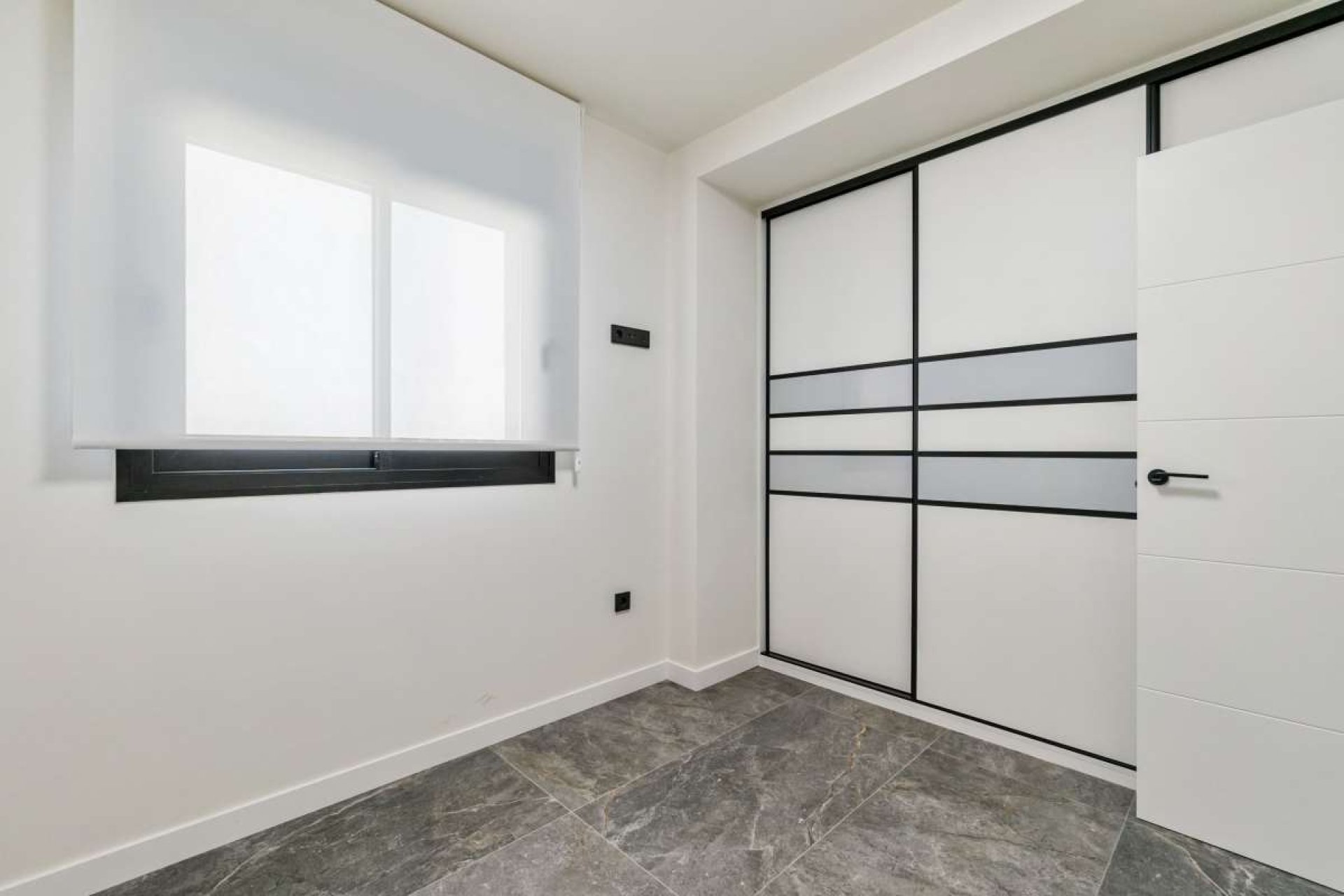 Resale - Villa -
Torre de la Horadada - Costa Blanca