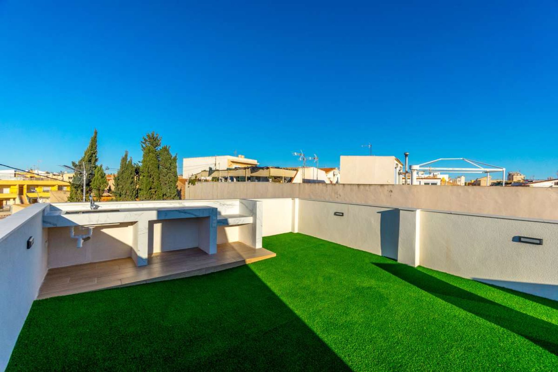 Resale - Villa -
Torre de la Horadada - Costa Blanca