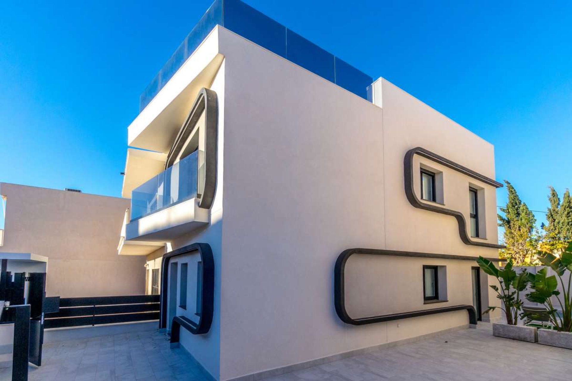 Resale - Villa -
Torre de la Horadada - Costa Blanca