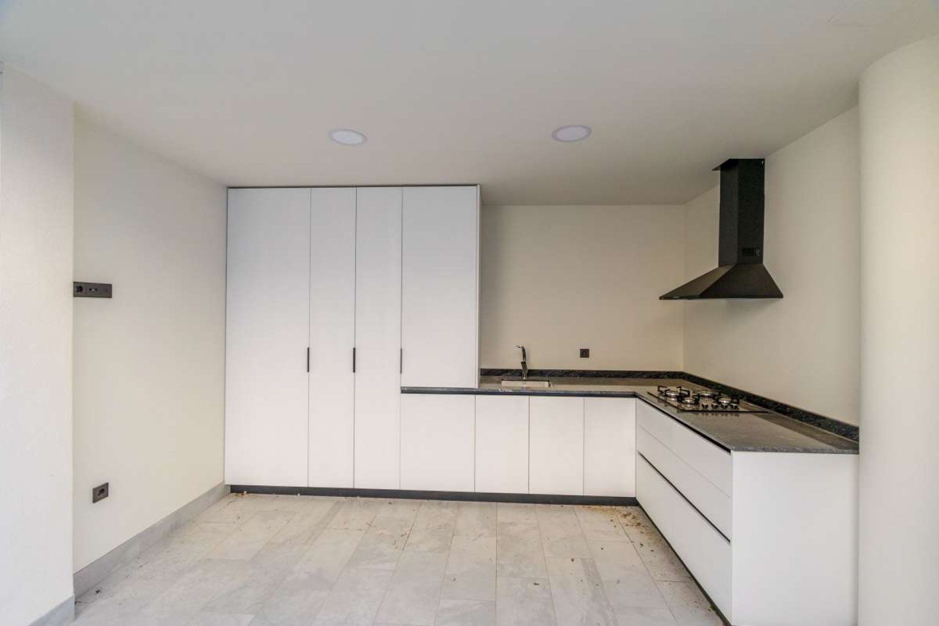 Resale - Villa -
Torre de la Horadada - Costa Blanca