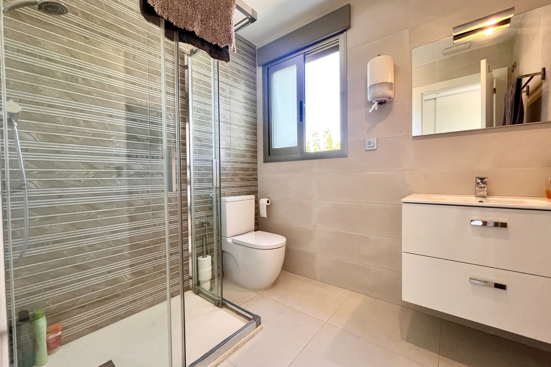 Resale - Villa -
Torre de la Horadada - Costa Blanca