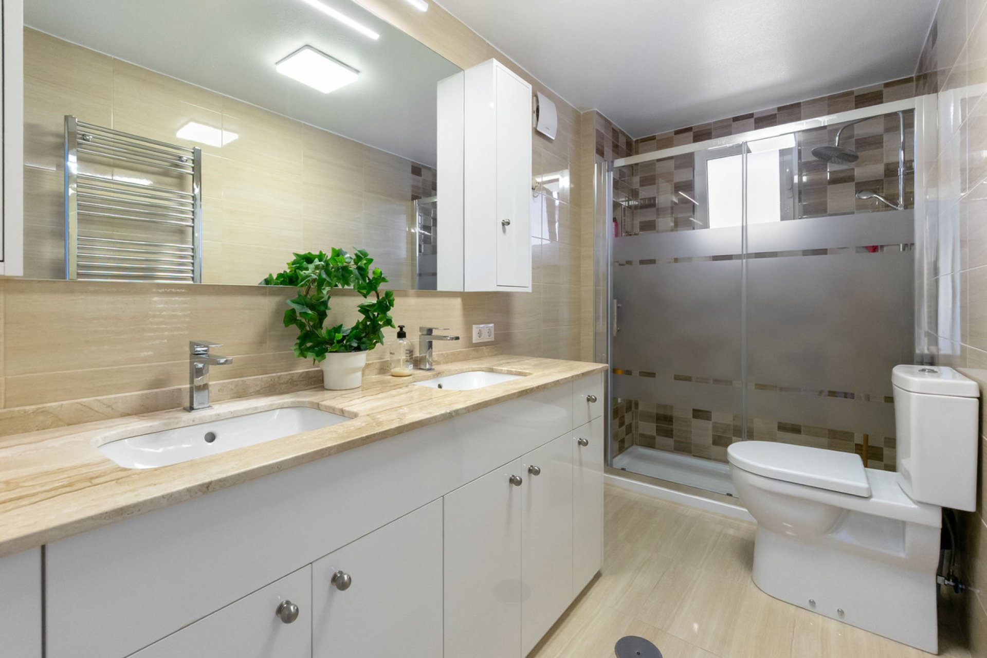 Resale - Villa -
Torre de la Horadada - Costa Blanca