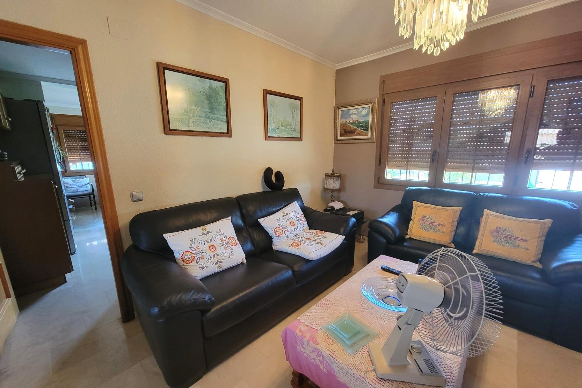 Resale - Villa -
Torrevieja - Aguas Nuevas