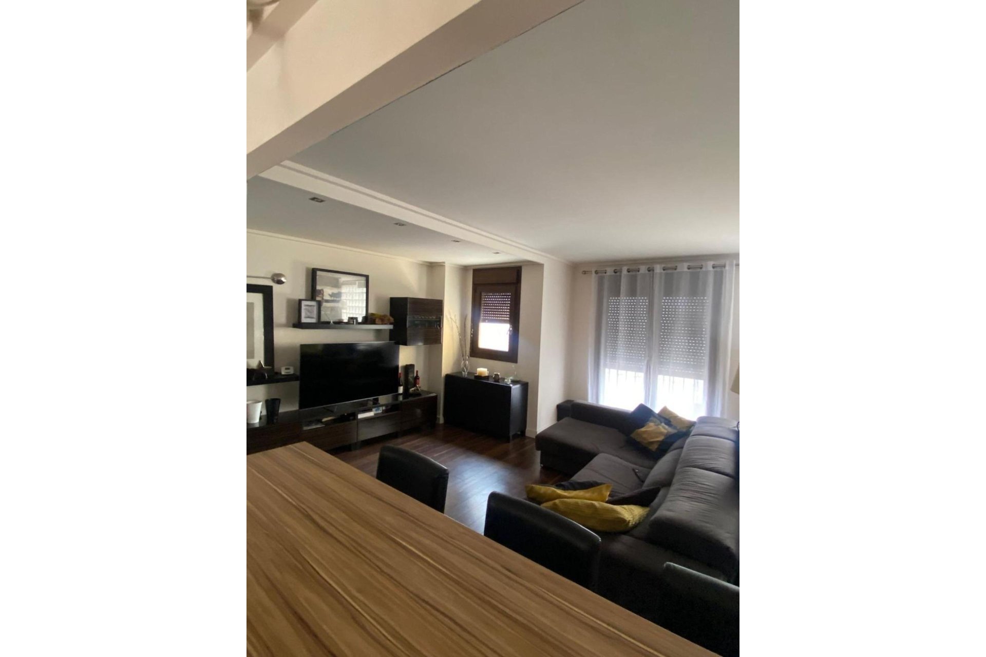 Resale - Villa -
Torrevieja - Centro - Muelle Pesquero