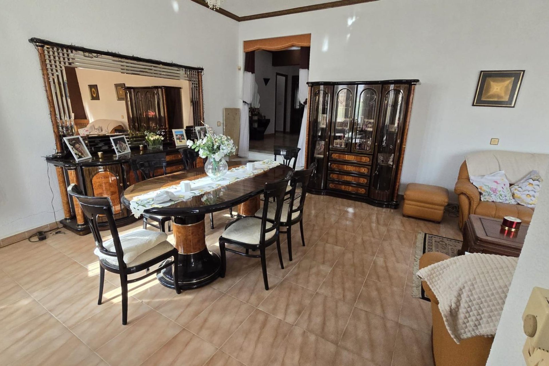 Resale - Villa -
Torrevieja - Costa Blanca