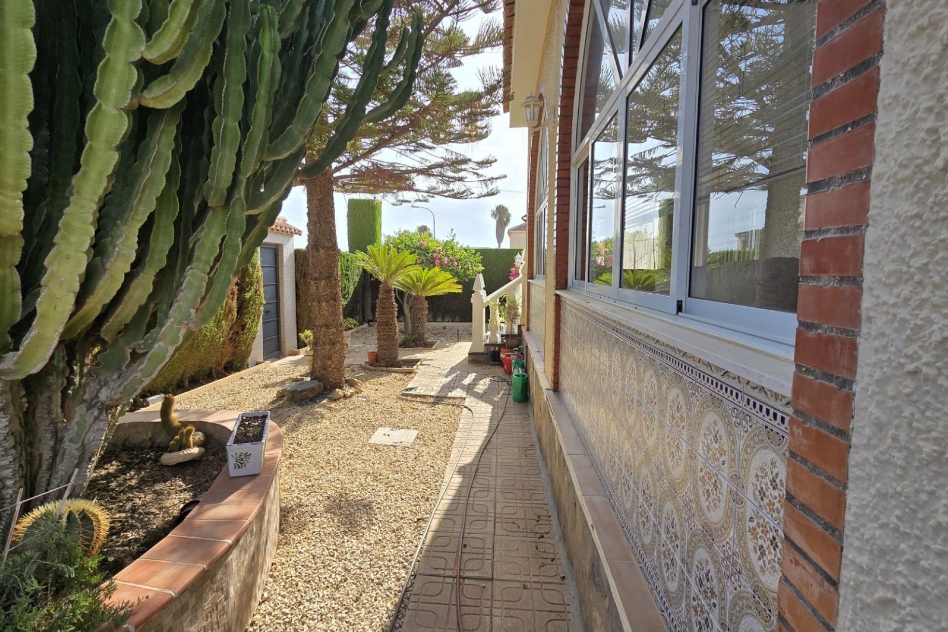 Resale - Villa -
Torrevieja - Costa Blanca