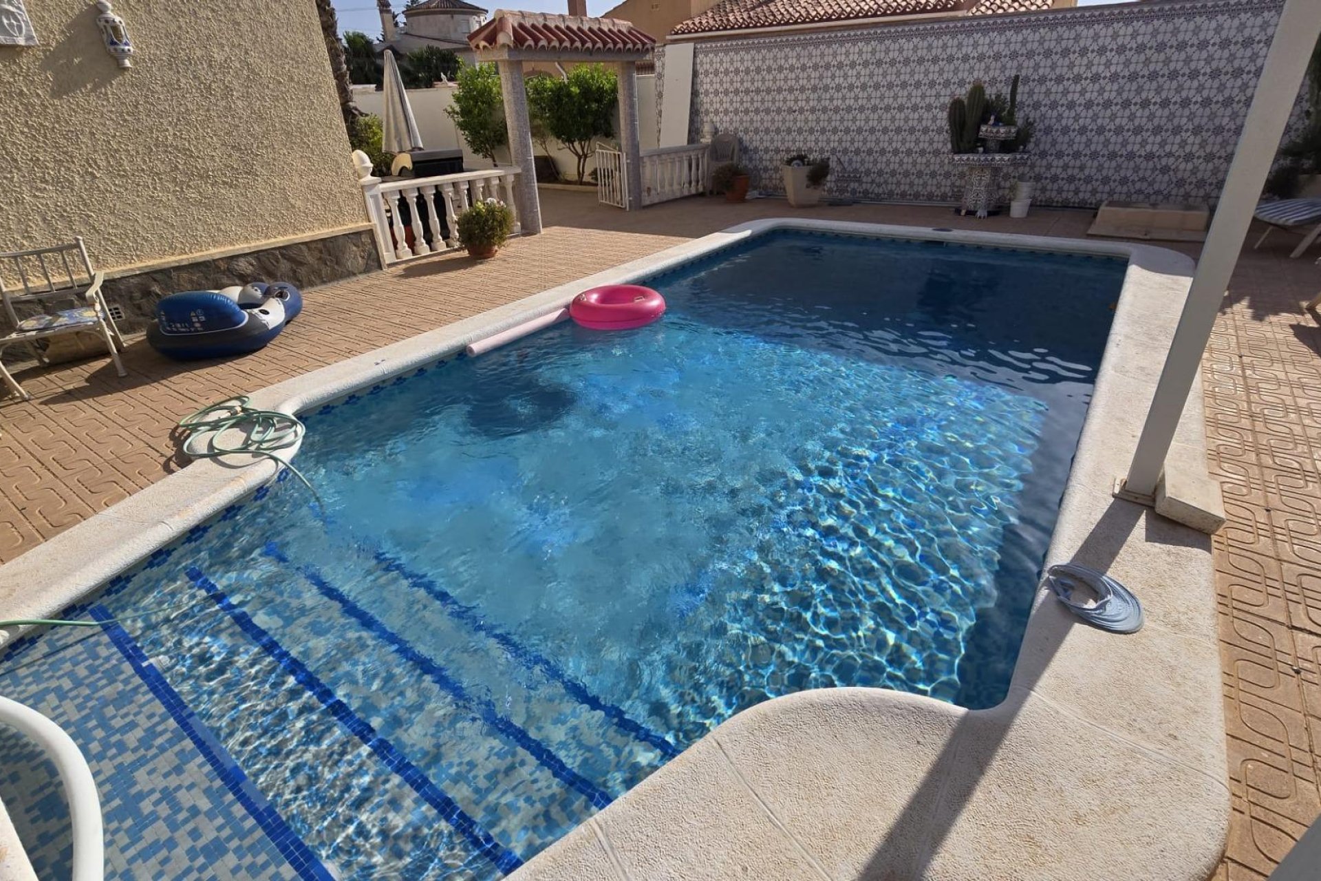 Resale - Villa -
Torrevieja - Costa Blanca