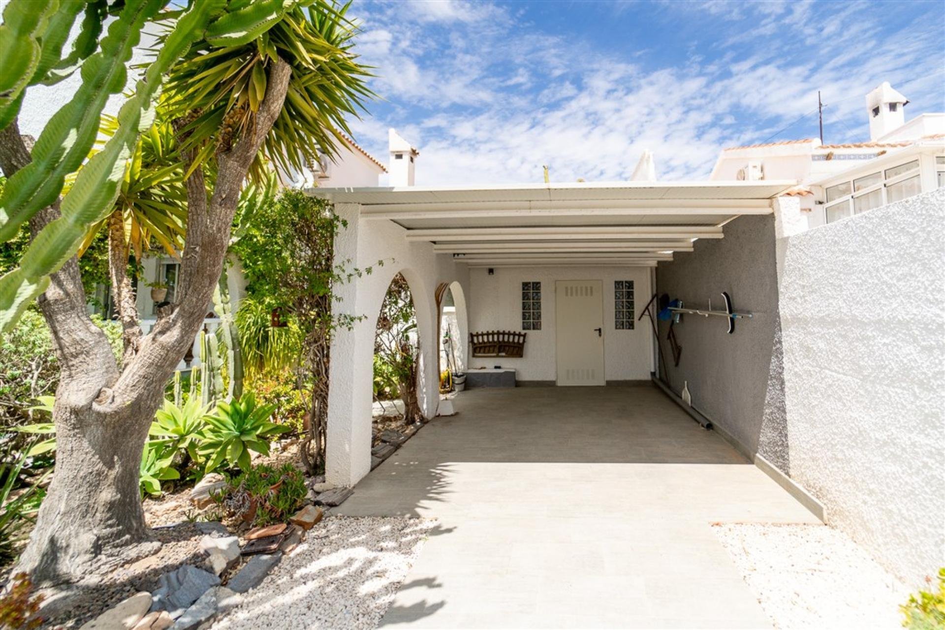 Resale - Villa -
Torrevieja - Costa Blanca