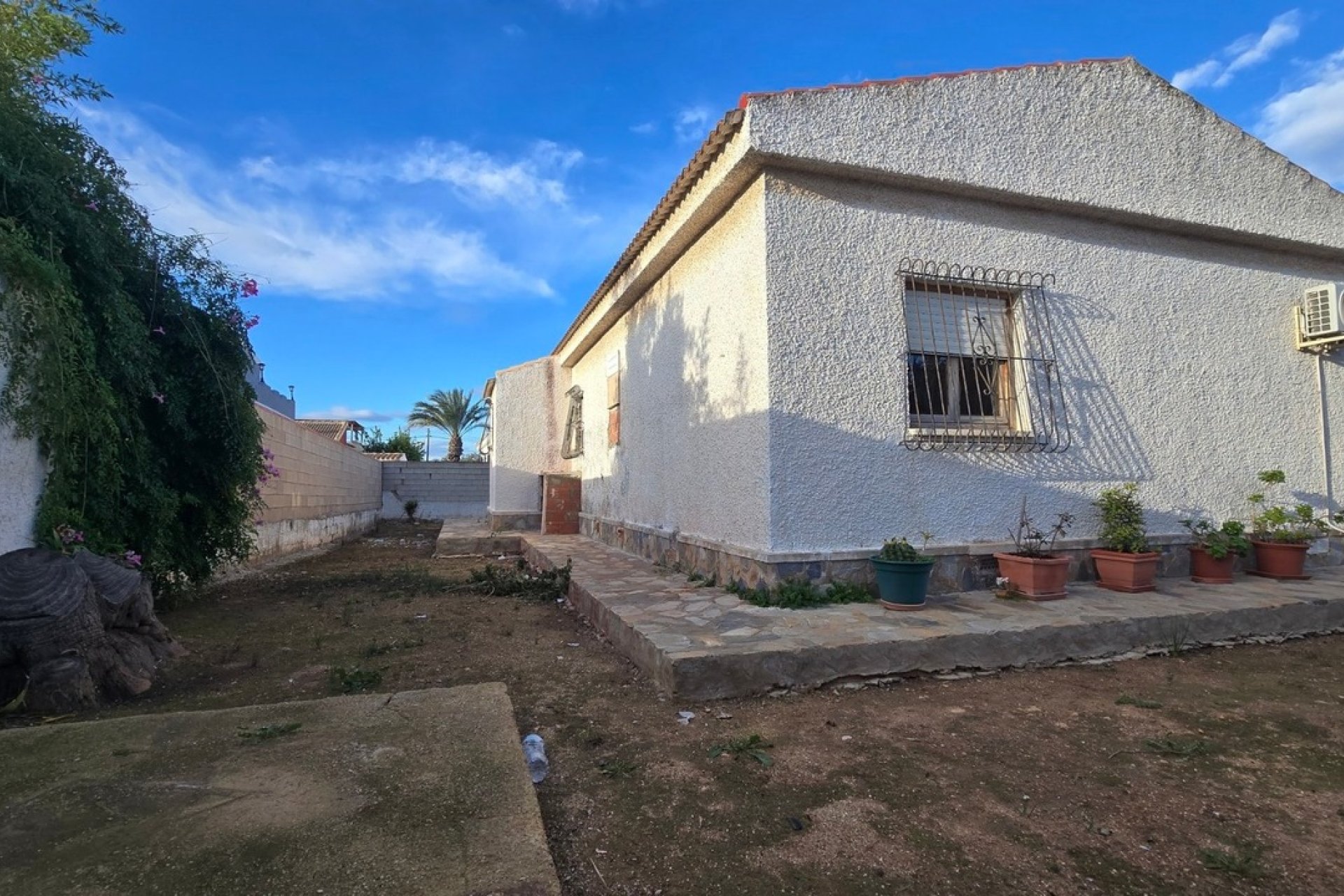 Resale - Villa -
Torrevieja - Costa Blanca