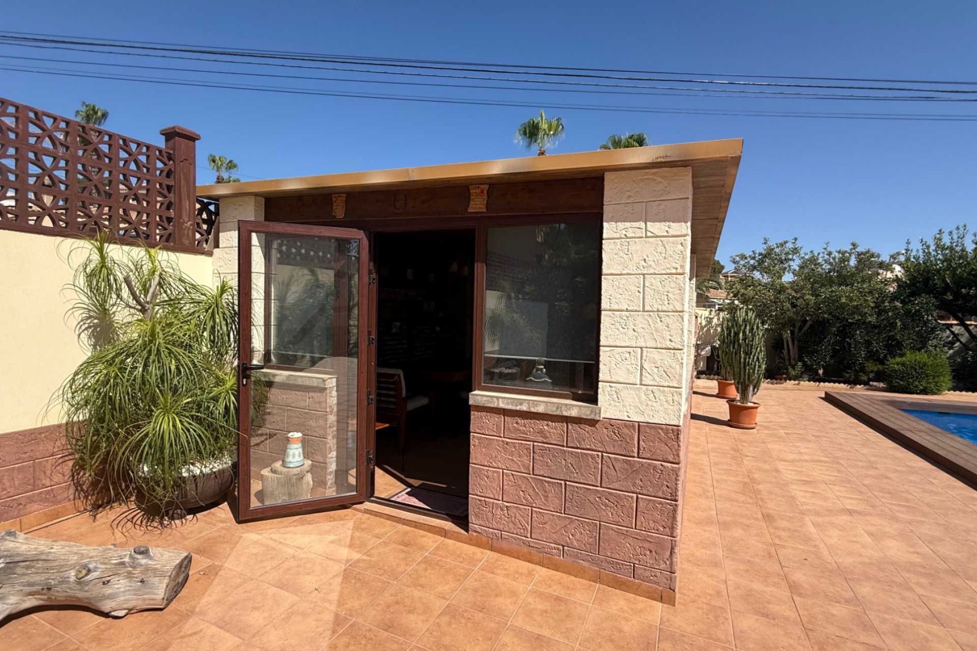 Resale - Villa -
Torrevieja - Costa Blanca