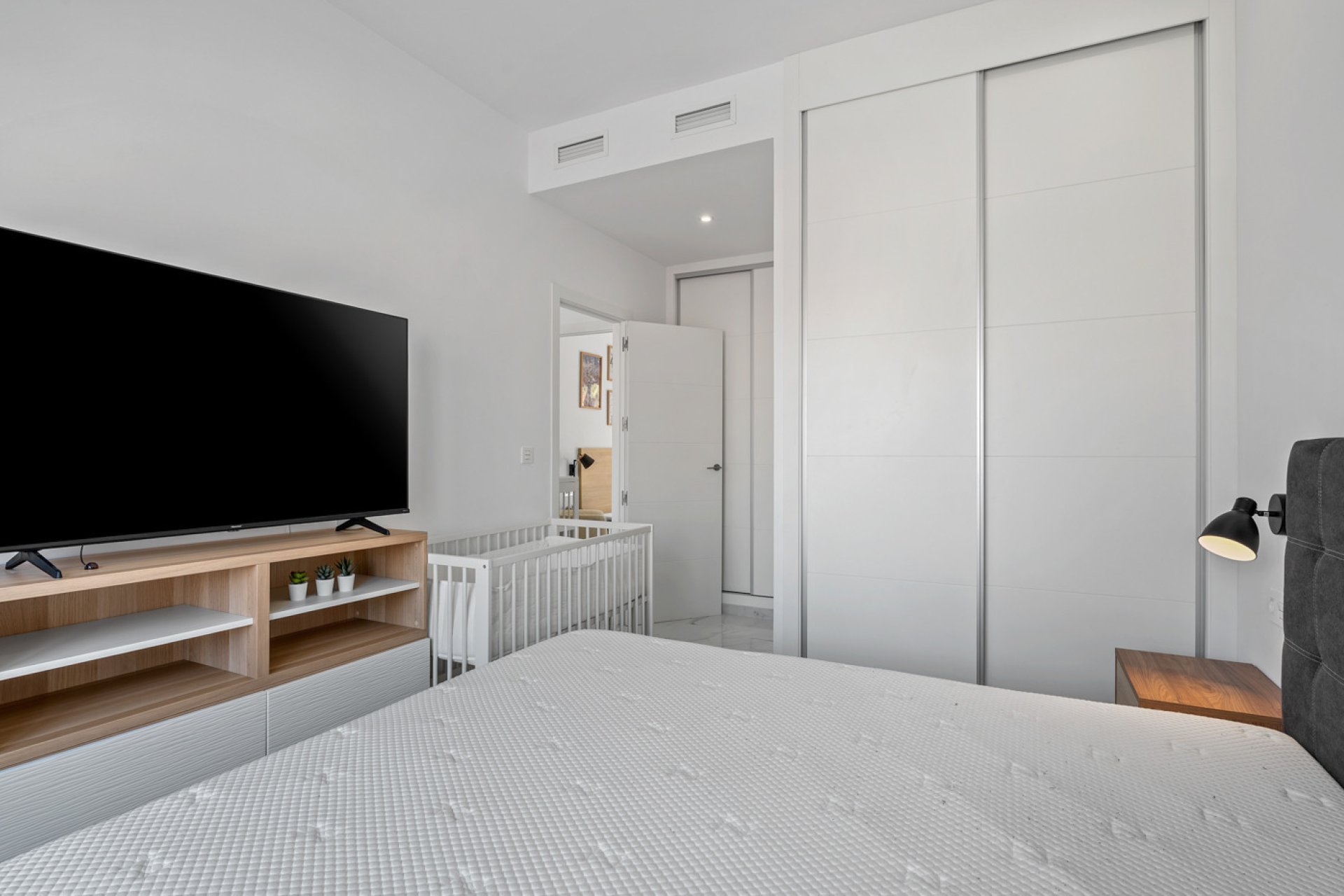 Resale - Villa -
Torrevieja - Costa Blanca