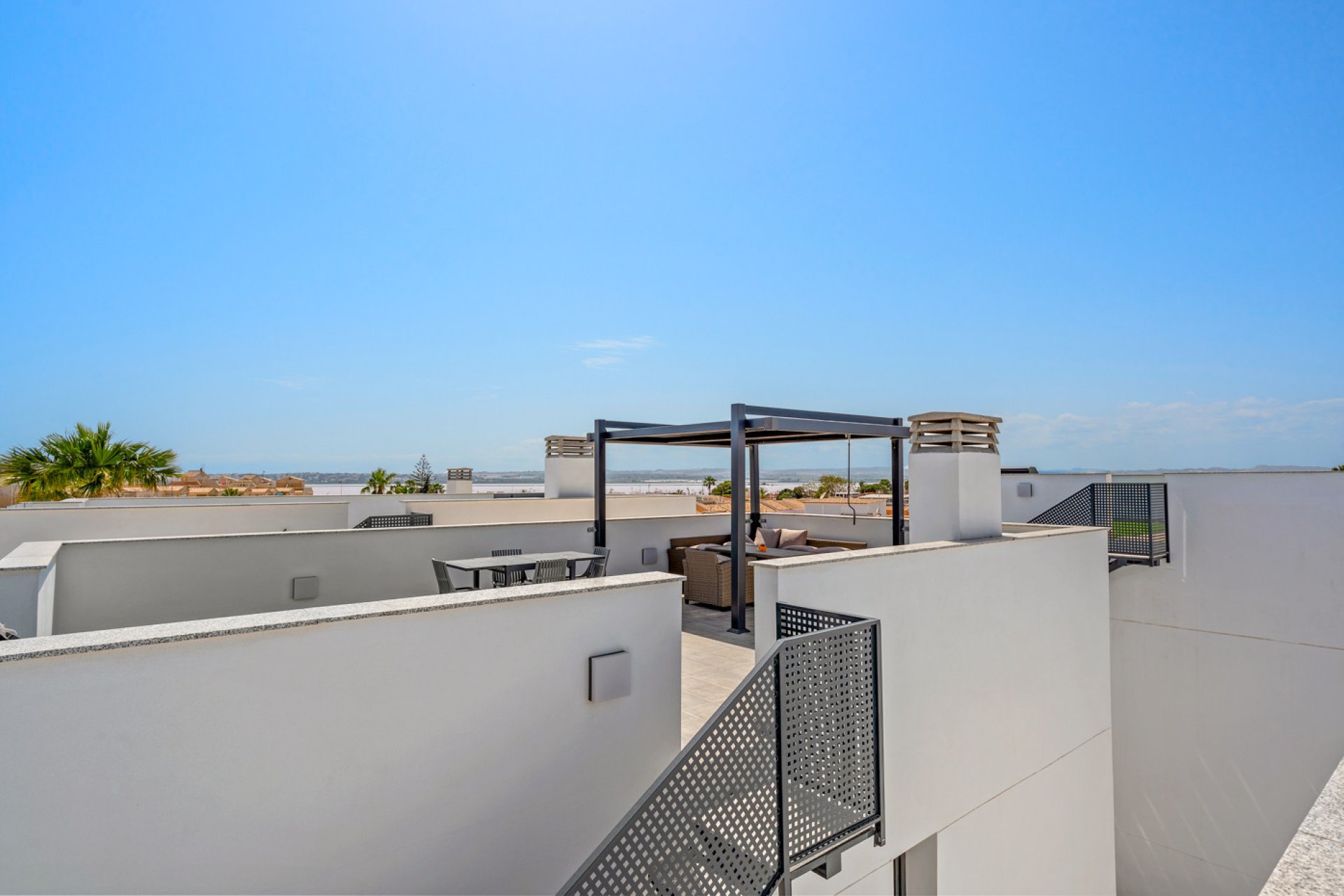 Resale - Villa -
Torrevieja - Costa Blanca