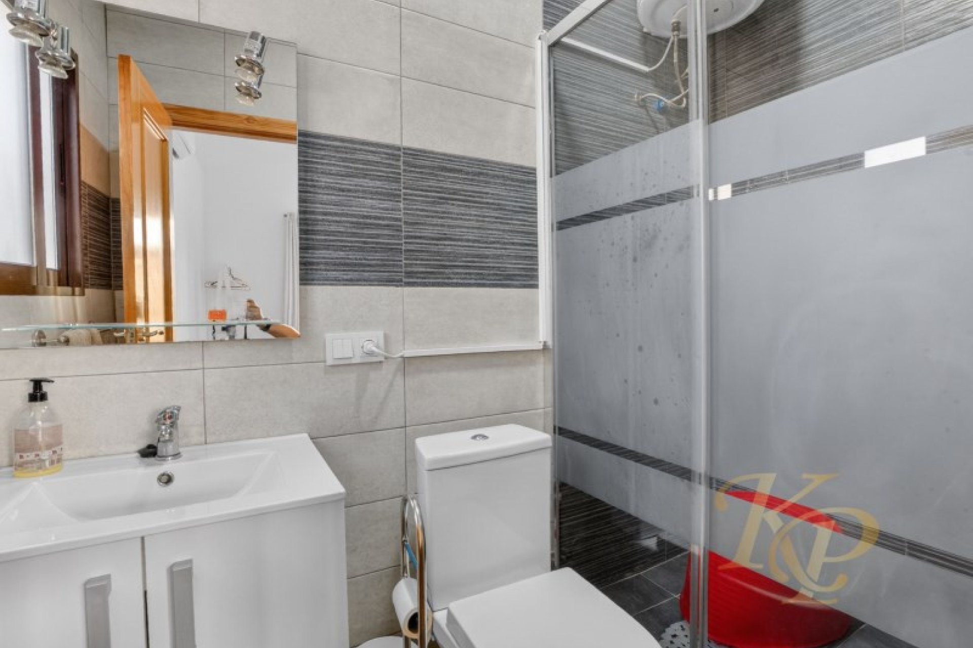 Resale - Villa -
Torrevieja - Costa Blanca