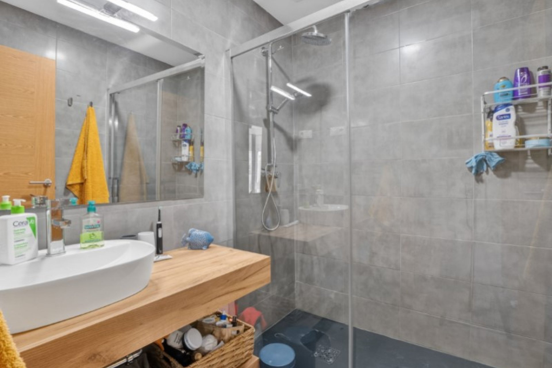 Resale - Villa -
Torrevieja - Costa Blanca