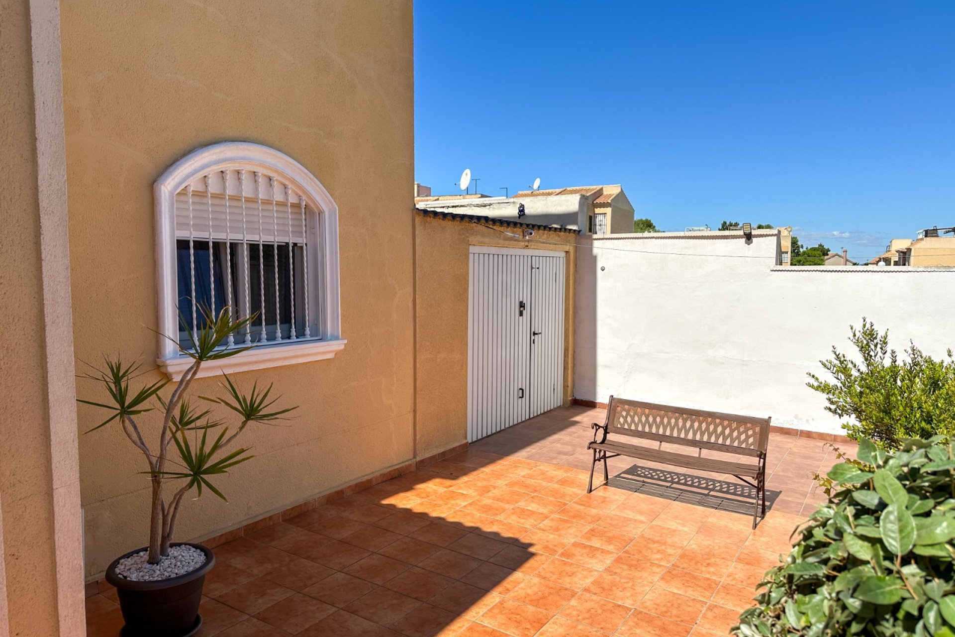 Resale - Villa -
Torrevieja - Costa Blanca