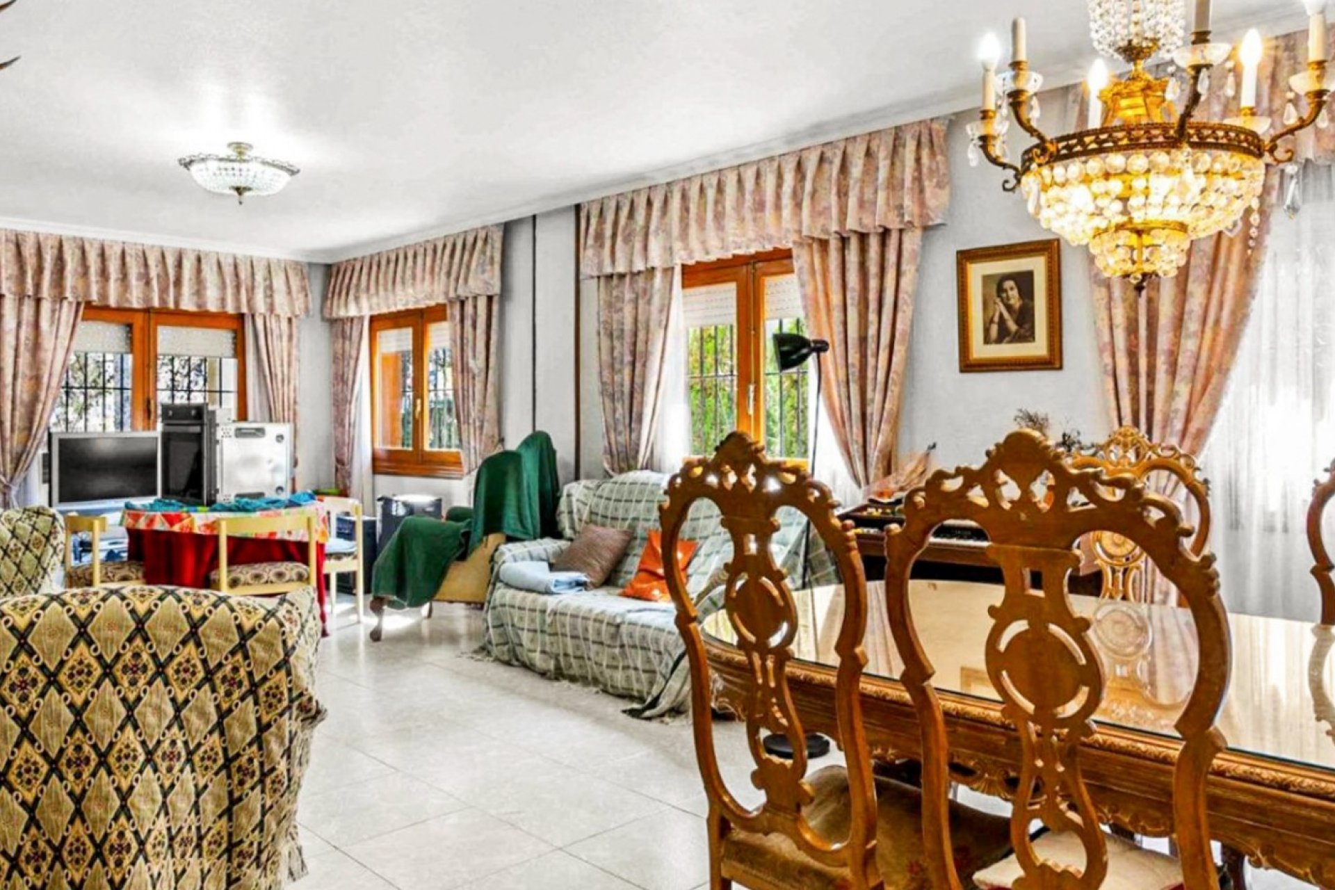 Resale - Villa -
Torrevieja - Costa Blanca