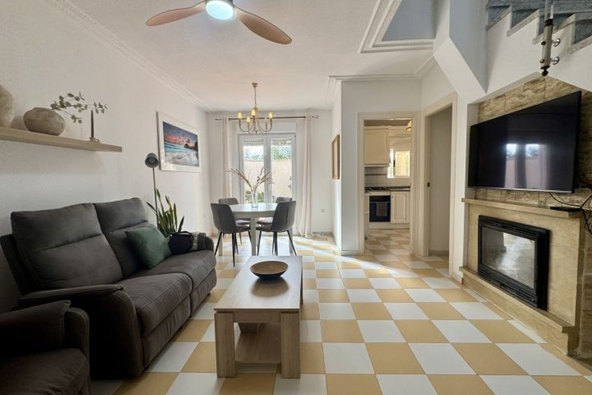 Resale - Villa -
Torrevieja - Costa Blanca