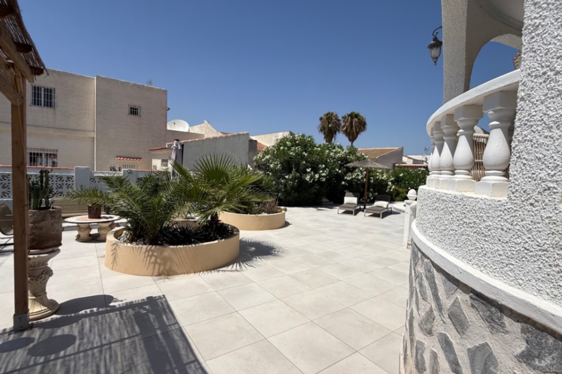 Resale - Villa -
Torrevieja - Costa Blanca