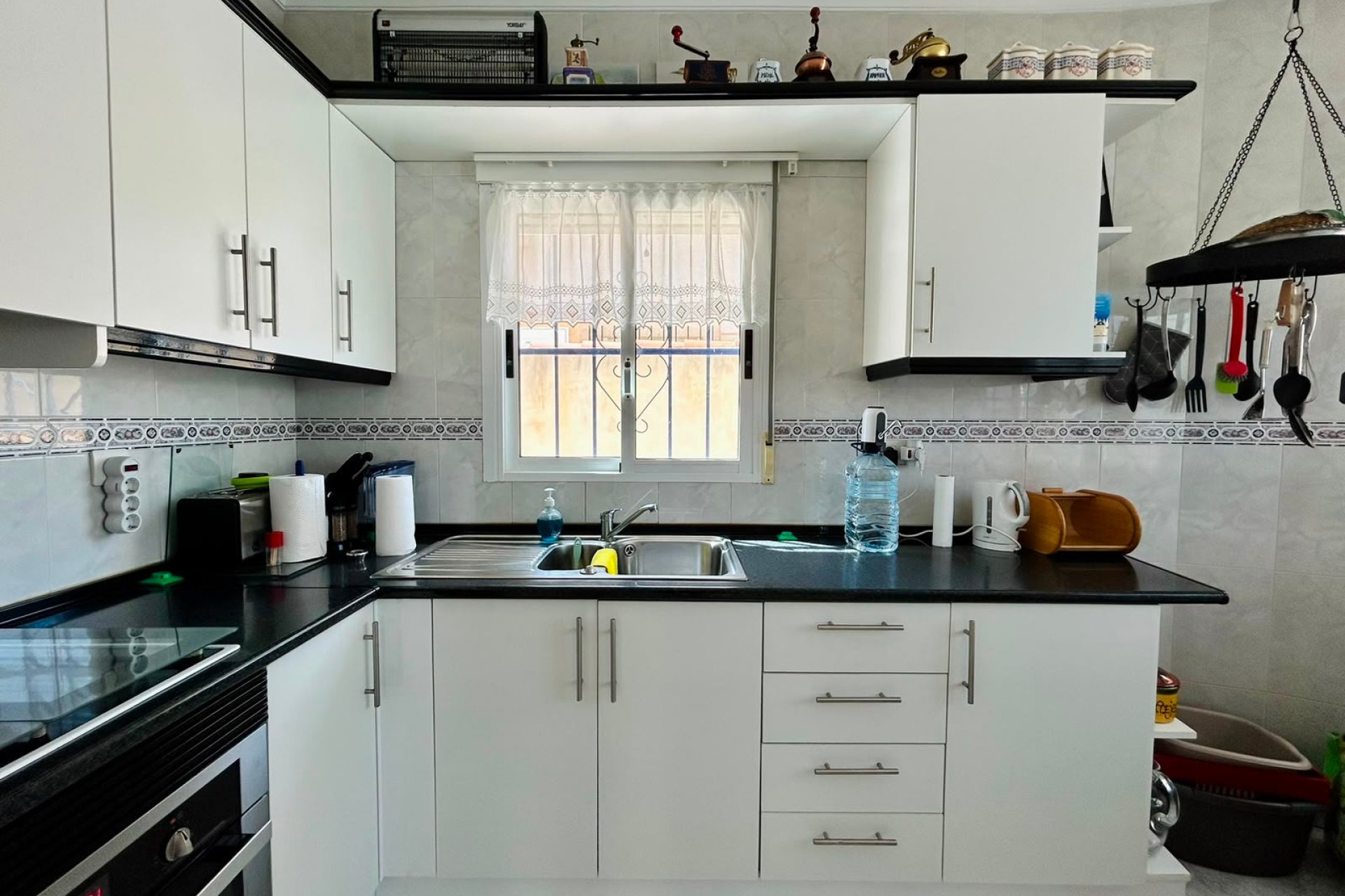 Resale - Villa -
Torrevieja - Costa Blanca