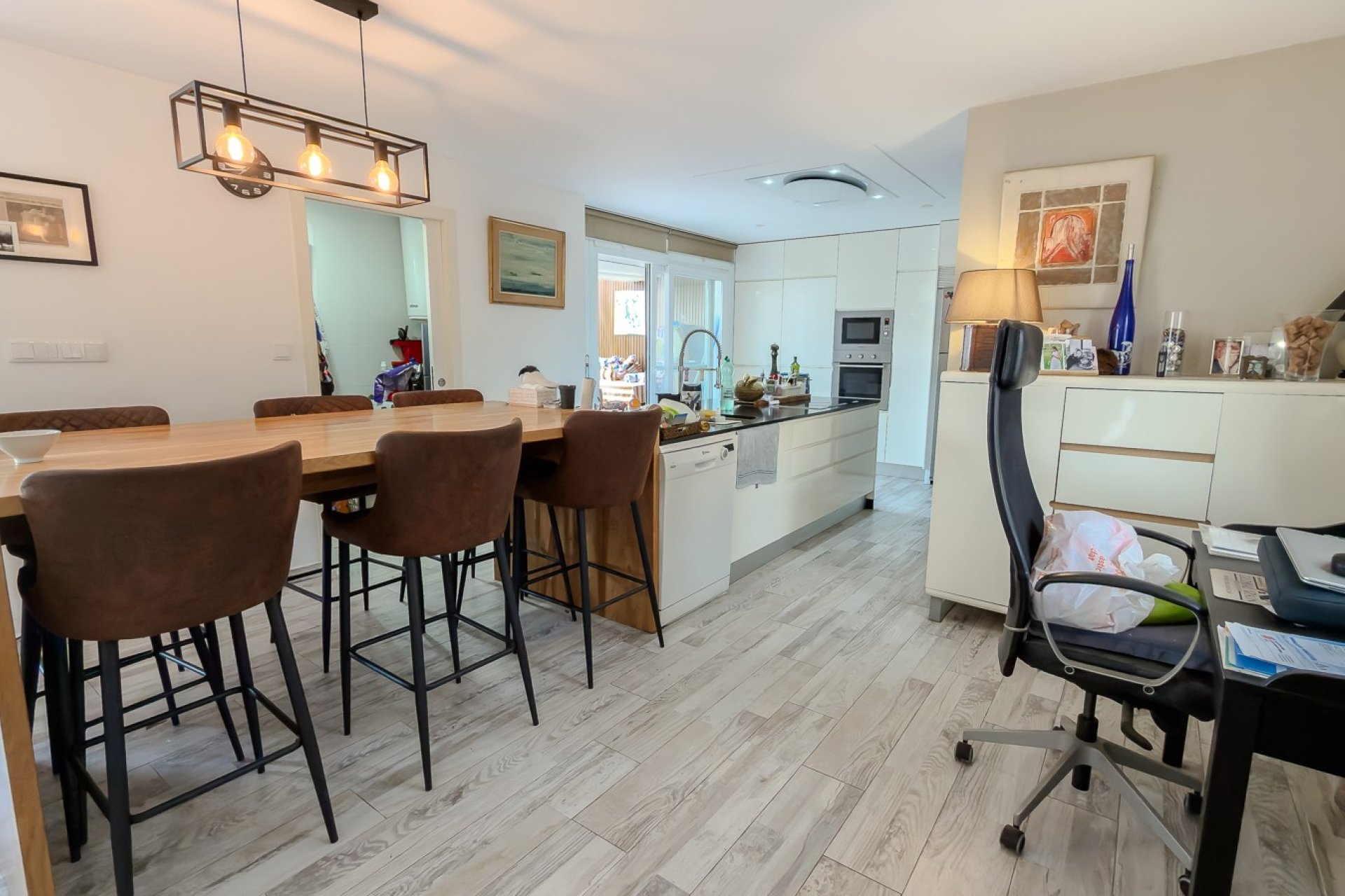 Resale - Villa -
Torrevieja - Costa Blanca
