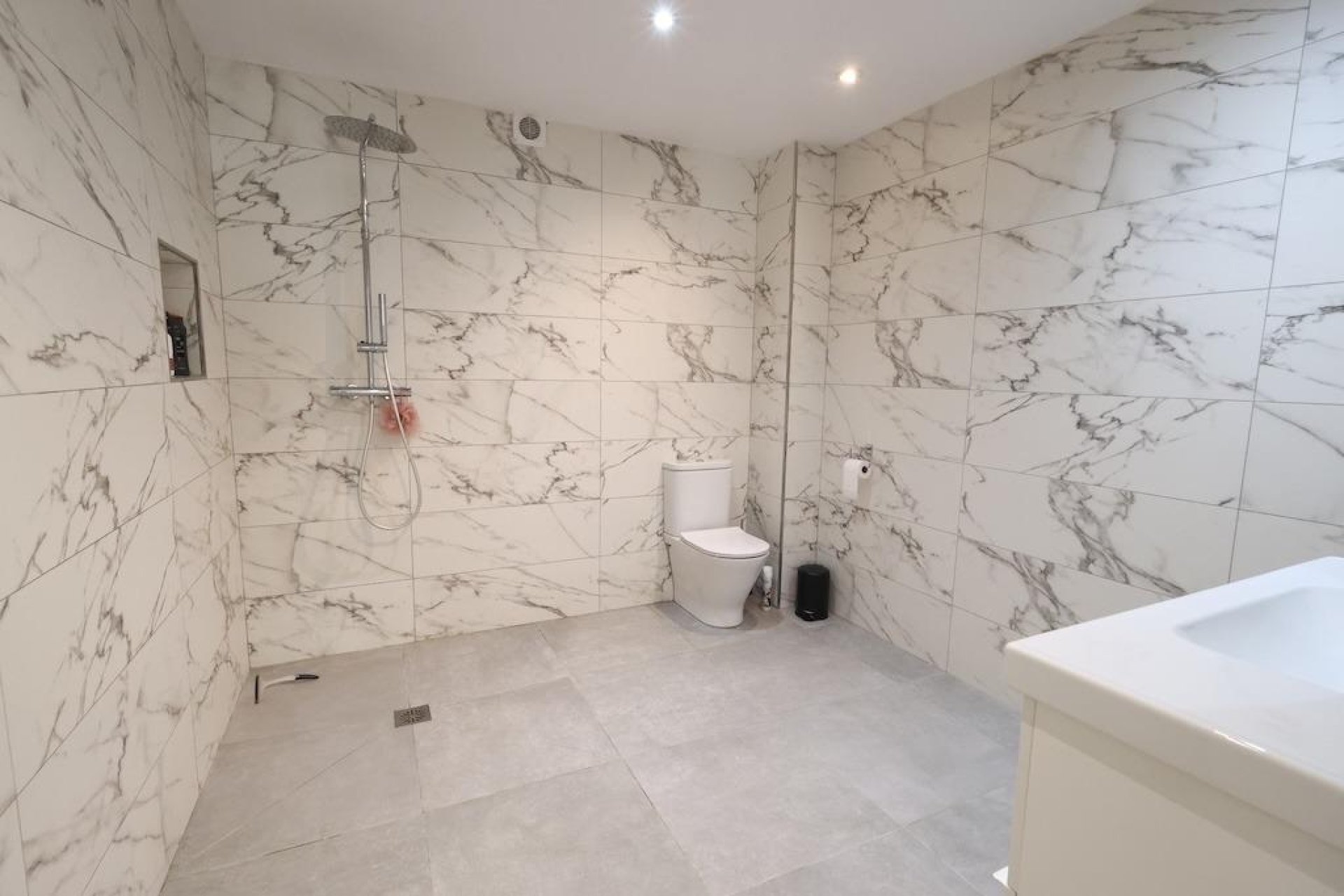 Resale - Villa -
Torrevieja - Costa Blanca