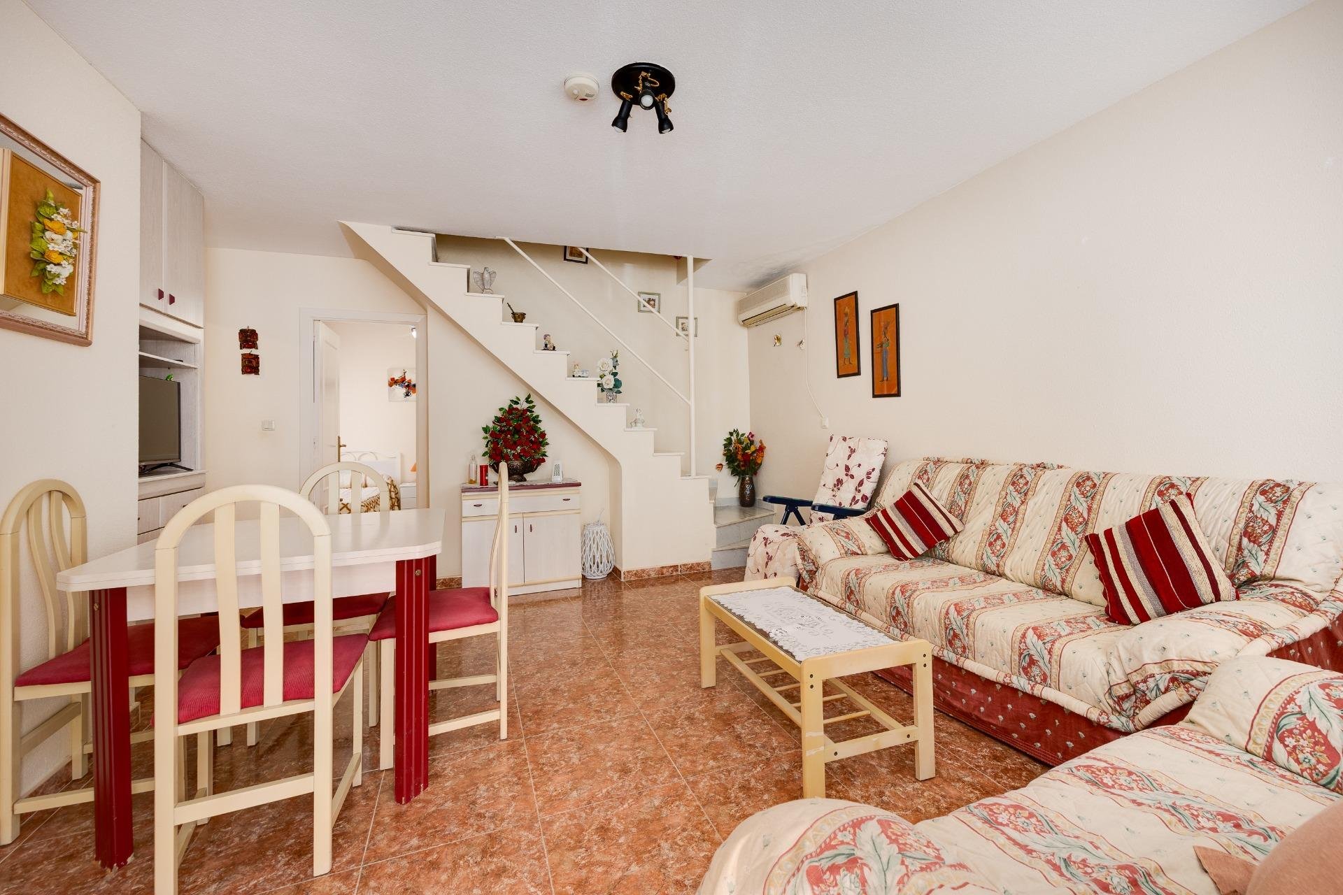 Resale - Villa -
Torrevieja - El Limonar