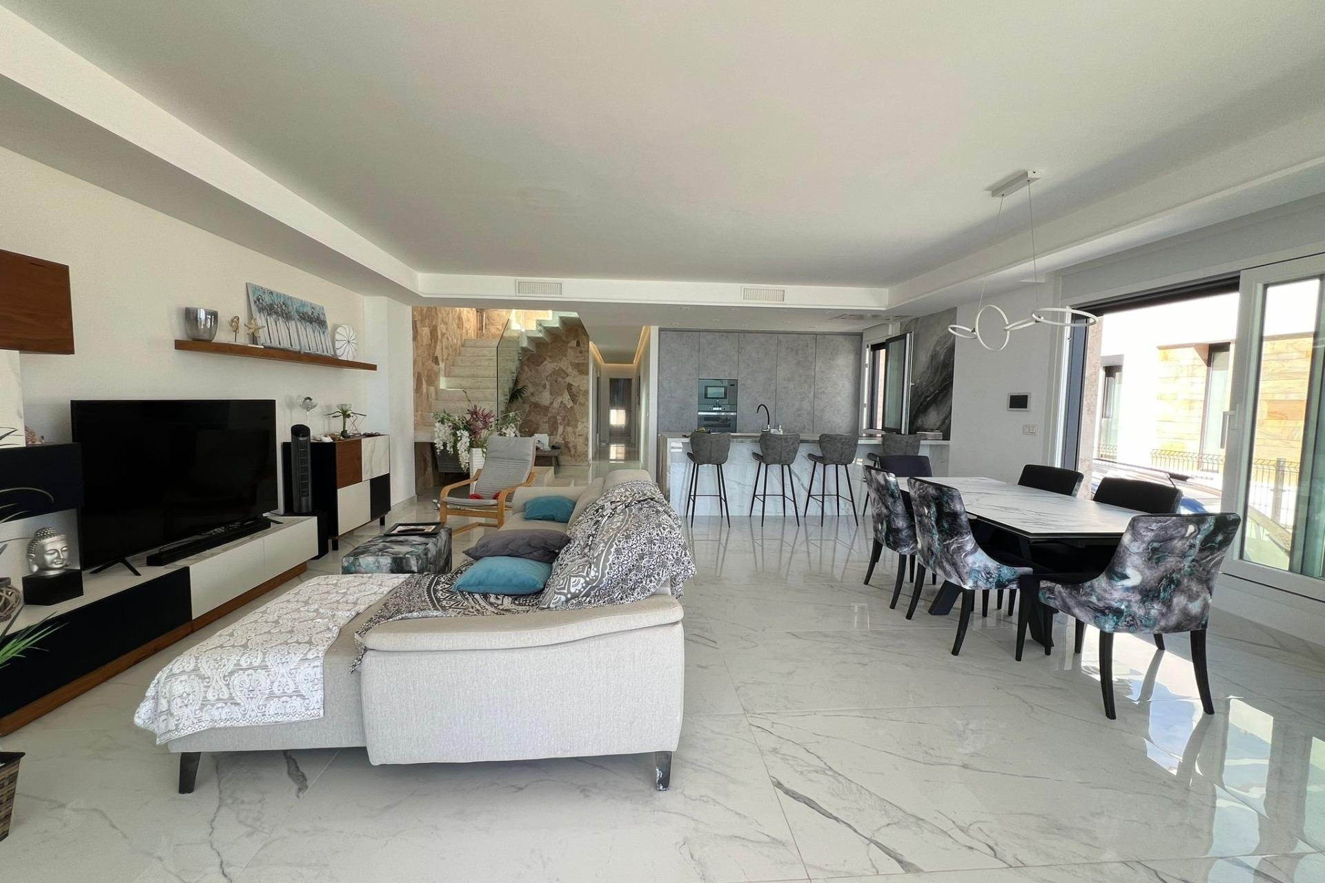 Resale - Villa -
Torrevieja - La Mata