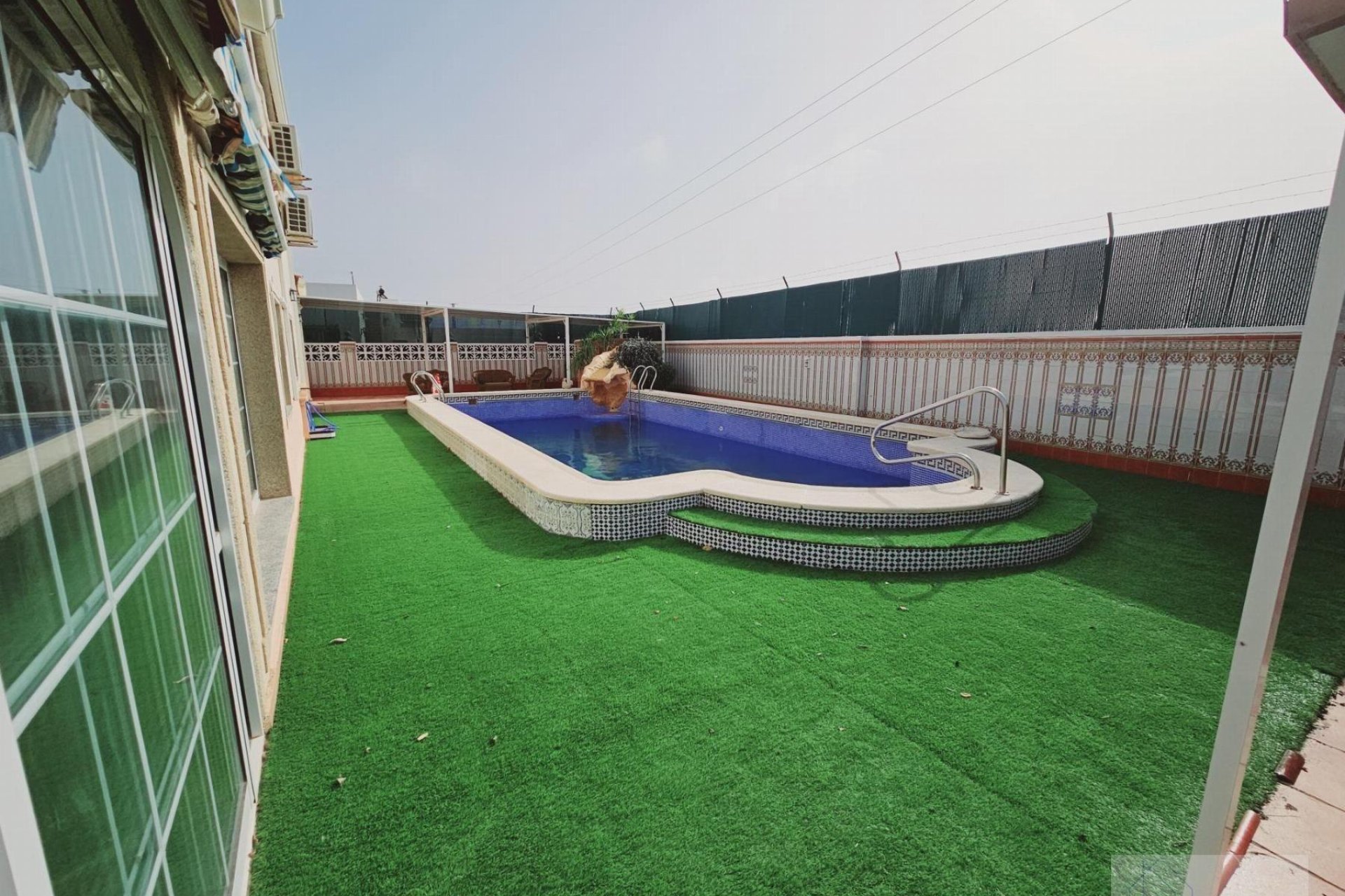 Resale - Villa -
Torrevieja - La Siesta - El Salado - Torreta