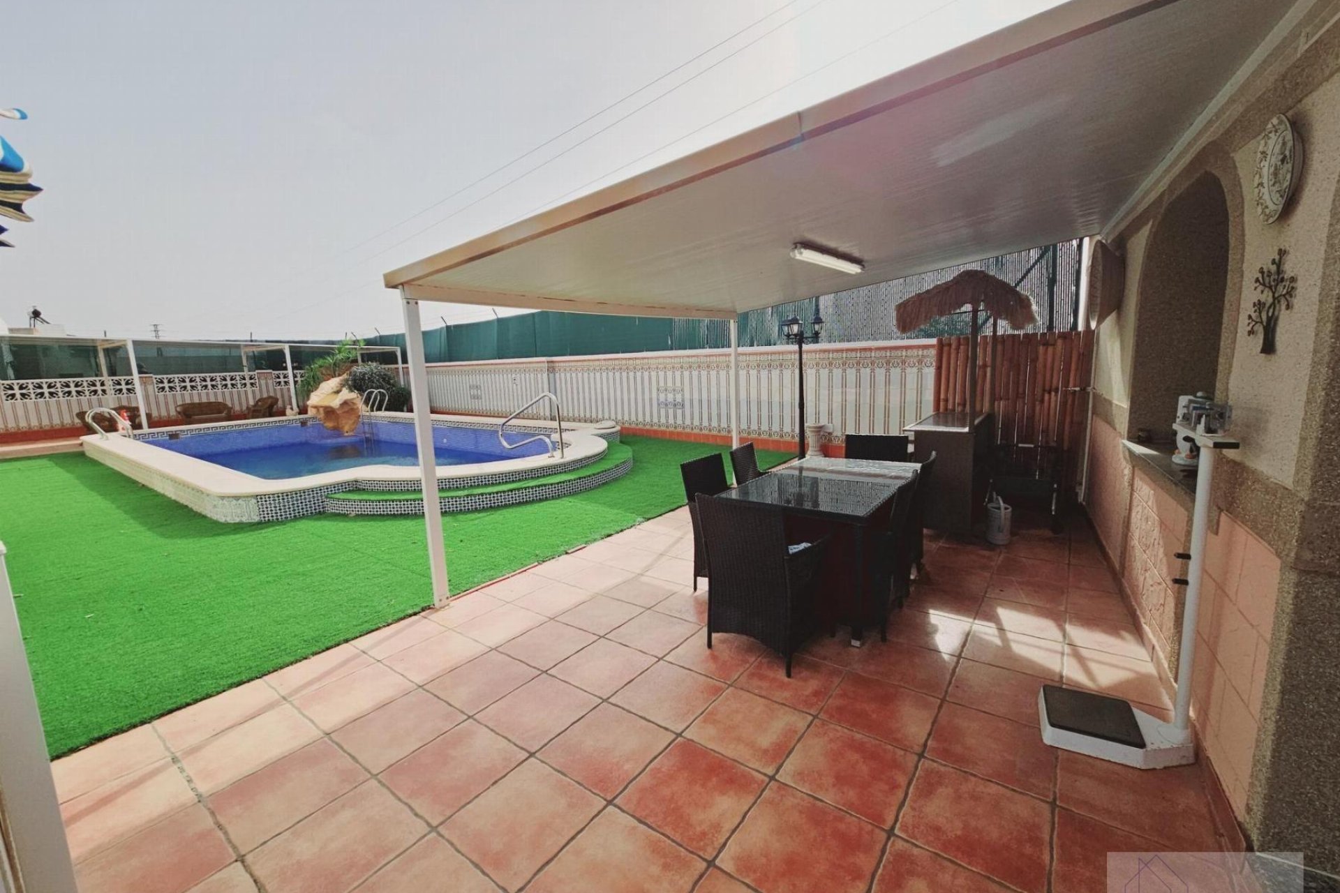 Resale - Villa -
Torrevieja - La Siesta - El Salado - Torreta