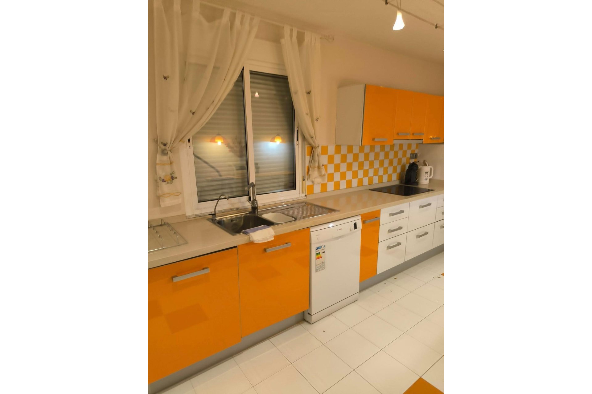 Resale - Villa -
Torrevieja - La Siesta