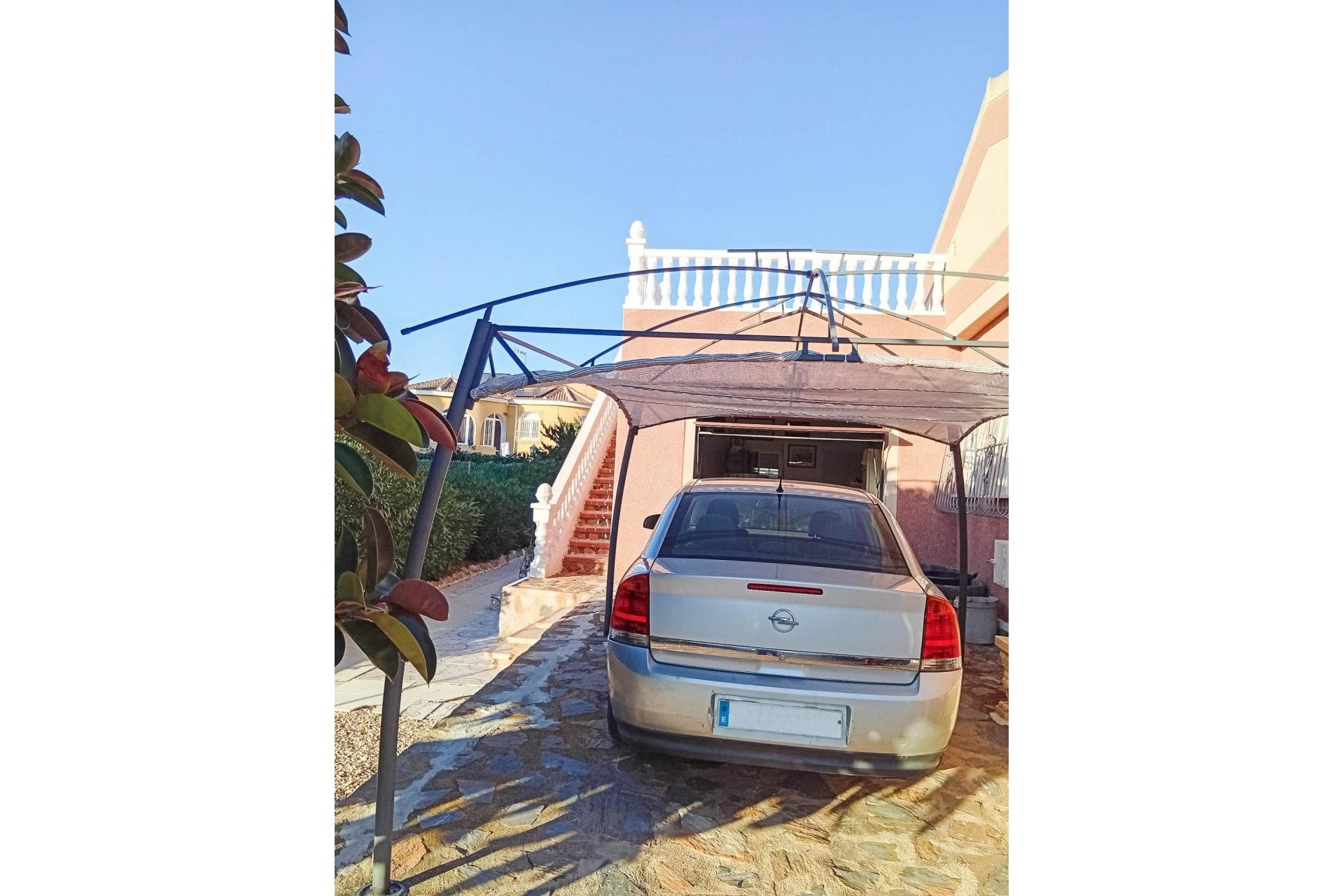 Resale - Villa -
Torrevieja - La Siesta