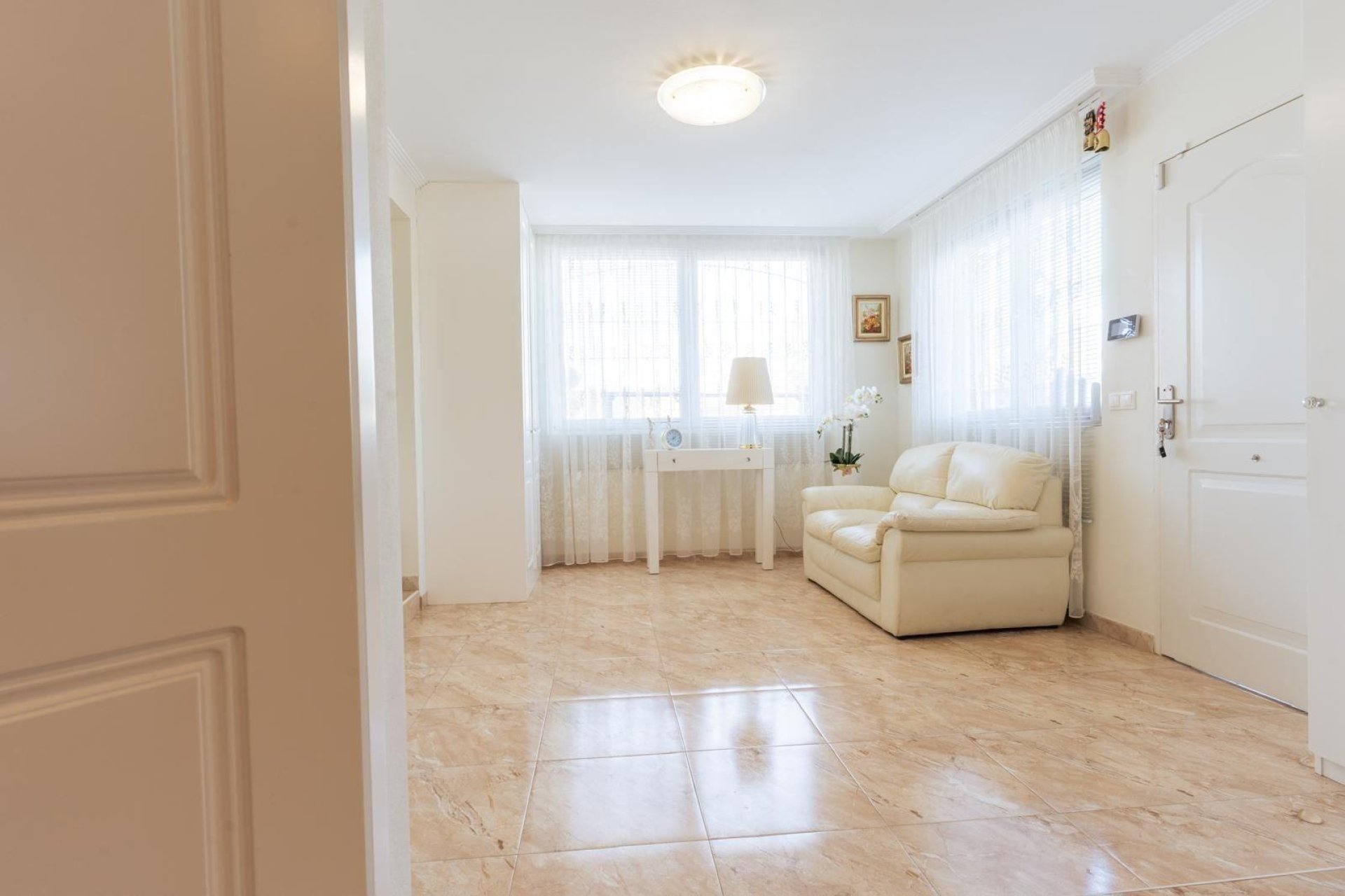 Resale - Villa -
Torrevieja - Los Balcones - Los Altos del Edén