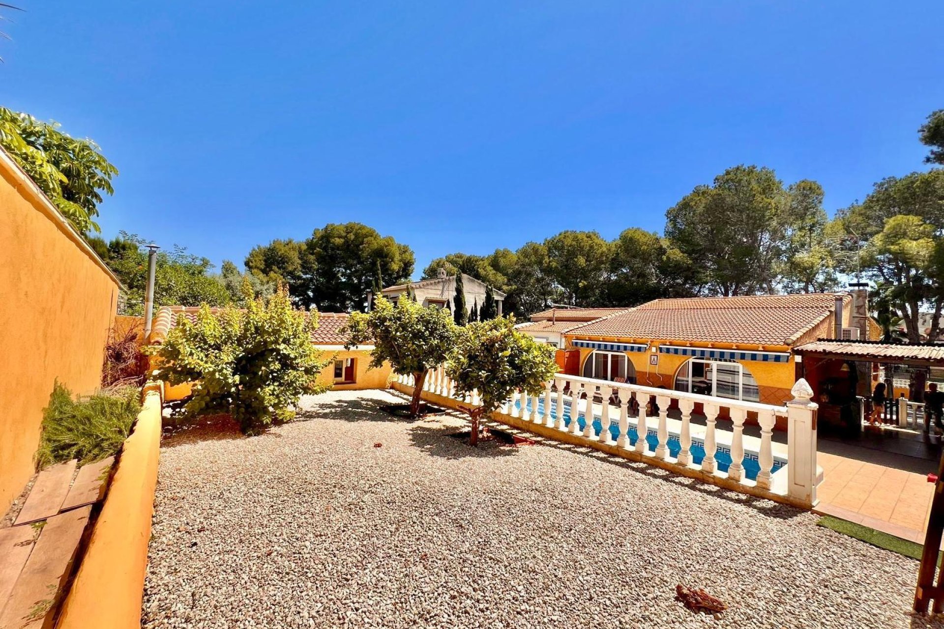 Resale - Villa -
Torrevieja - Los Balcones