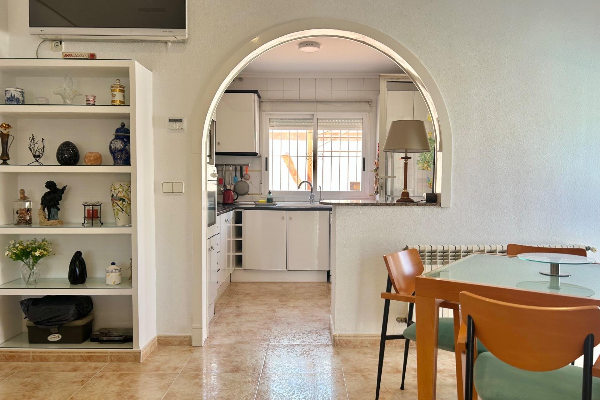 Resale - Villa -
Torrevieja - San Luis