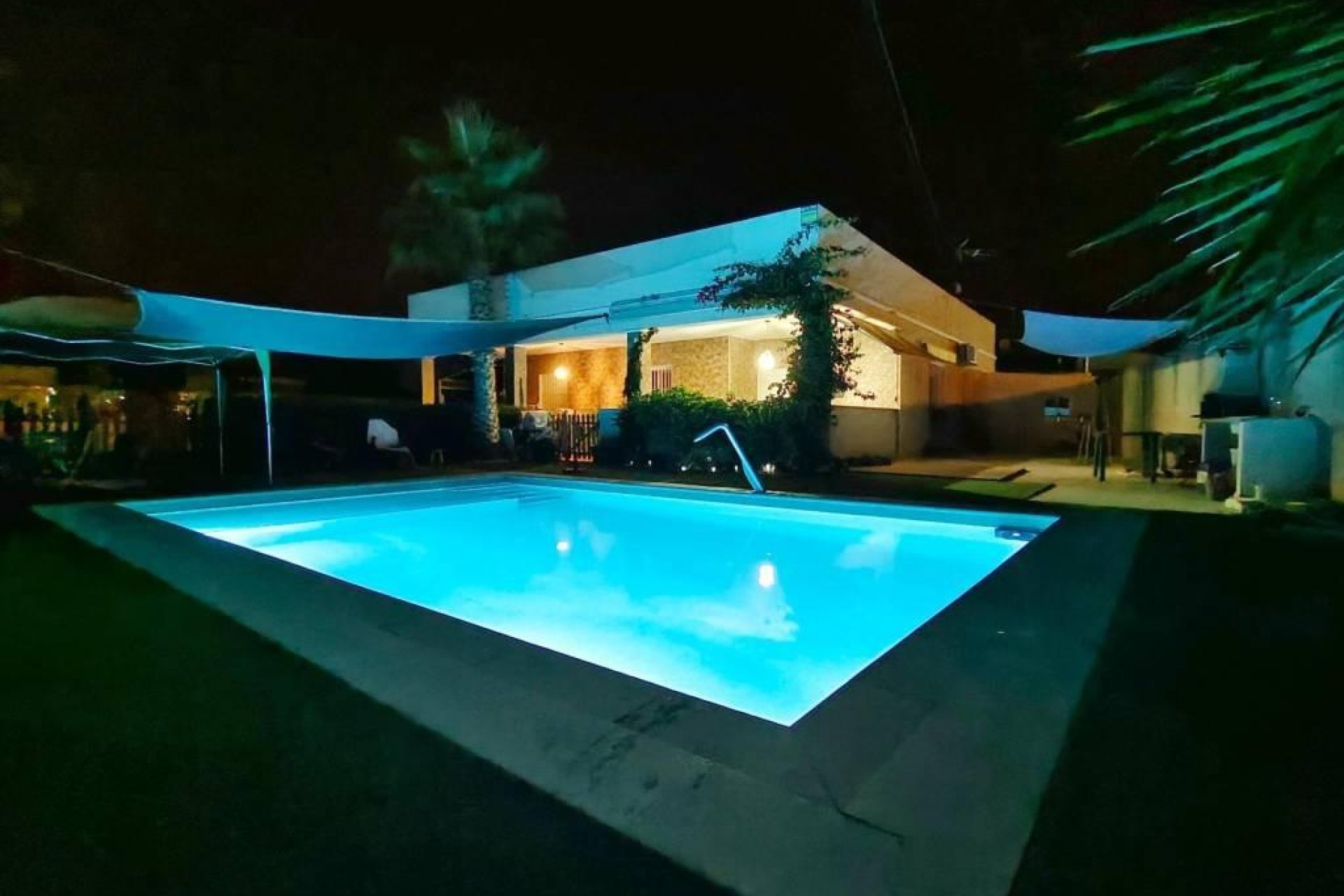 Resale - Villa -
Torrevieja - Torreta Florida