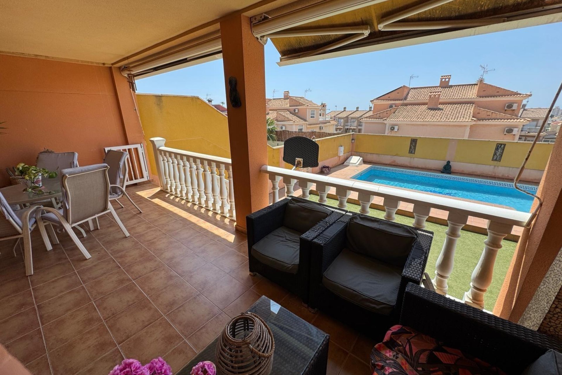 Resale - Villa -
Torrevieja - Zona Los Frutales