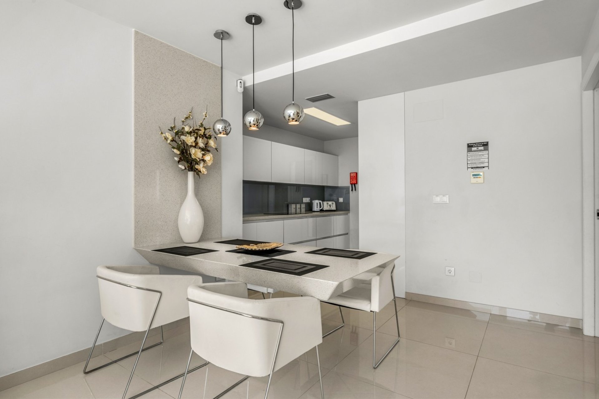 Resale - Villa -
Torrevieja