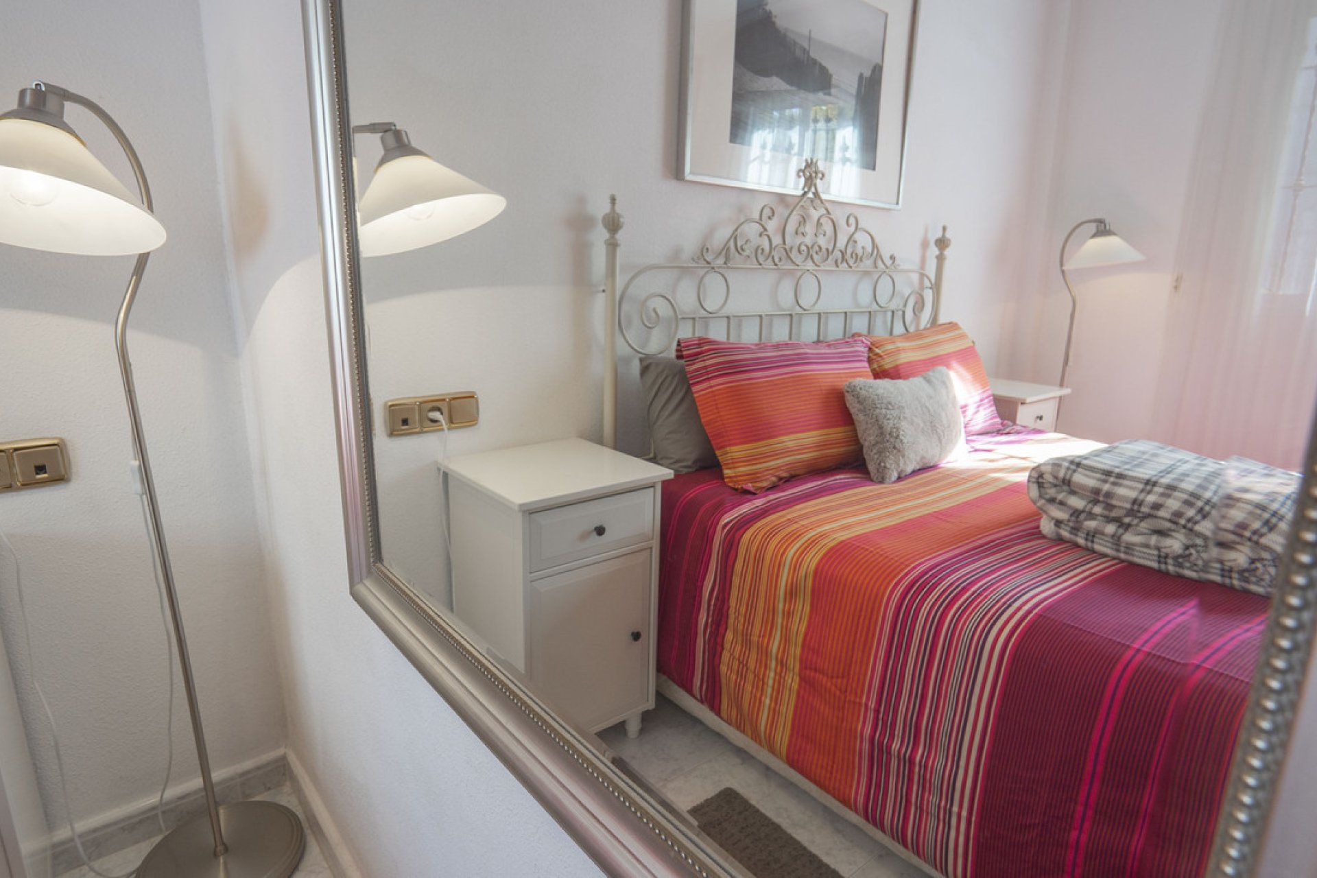 Resale - Villa -
Villamartin - Costa Blanca