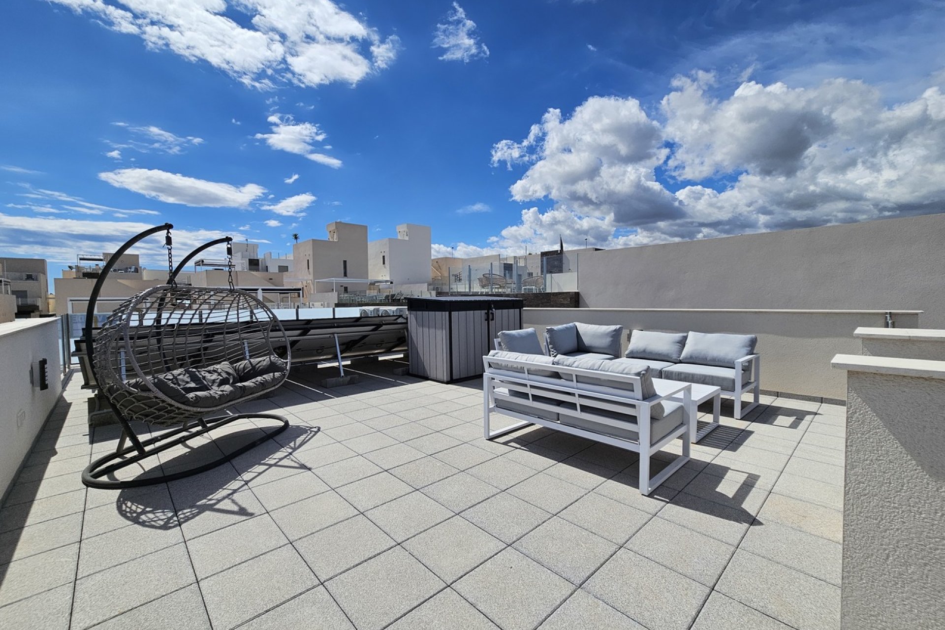 Resale - Villa -
Villamartin - Costa Blanca