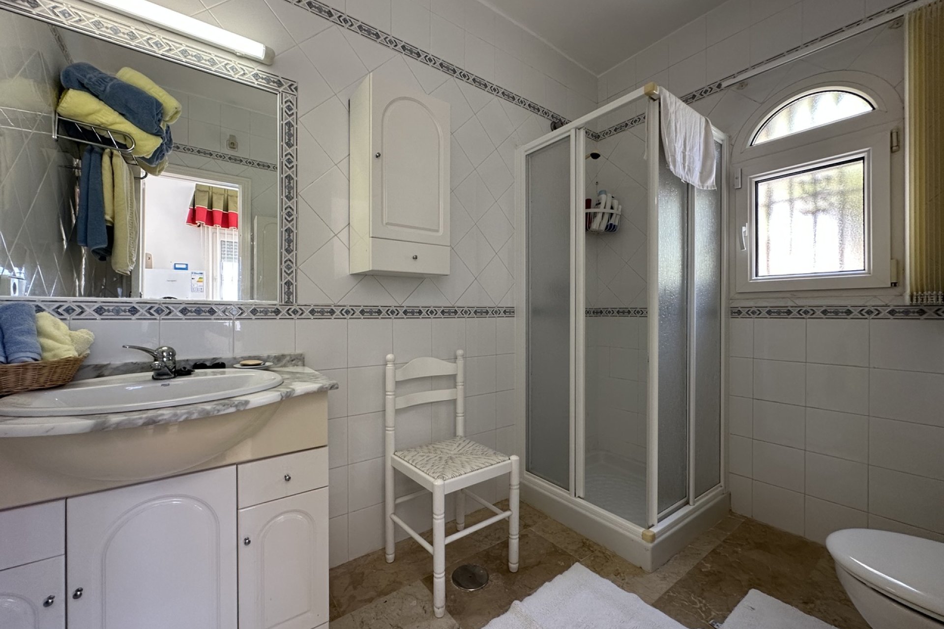 Resale - Villa -
Villamartin - Costa Blanca