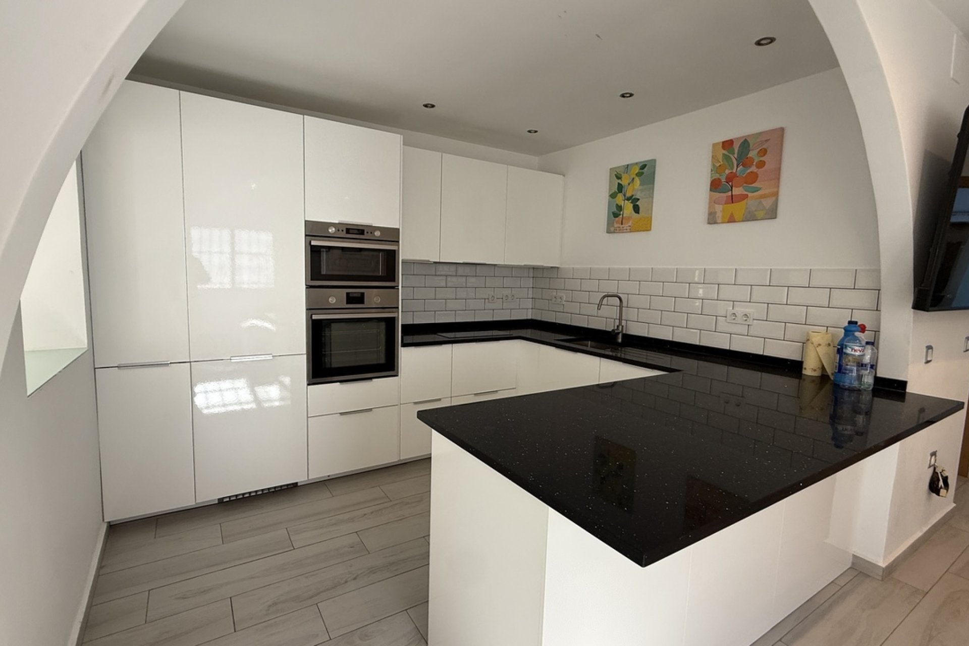 Resale - Villa -
Villamartin - Costa Blanca