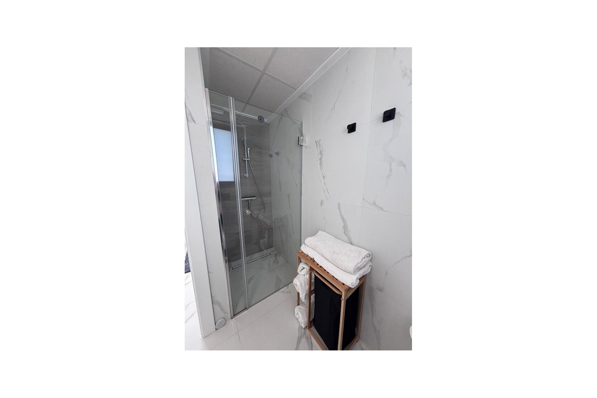 Resale - Villa -
Villamartin - Costa Blanca