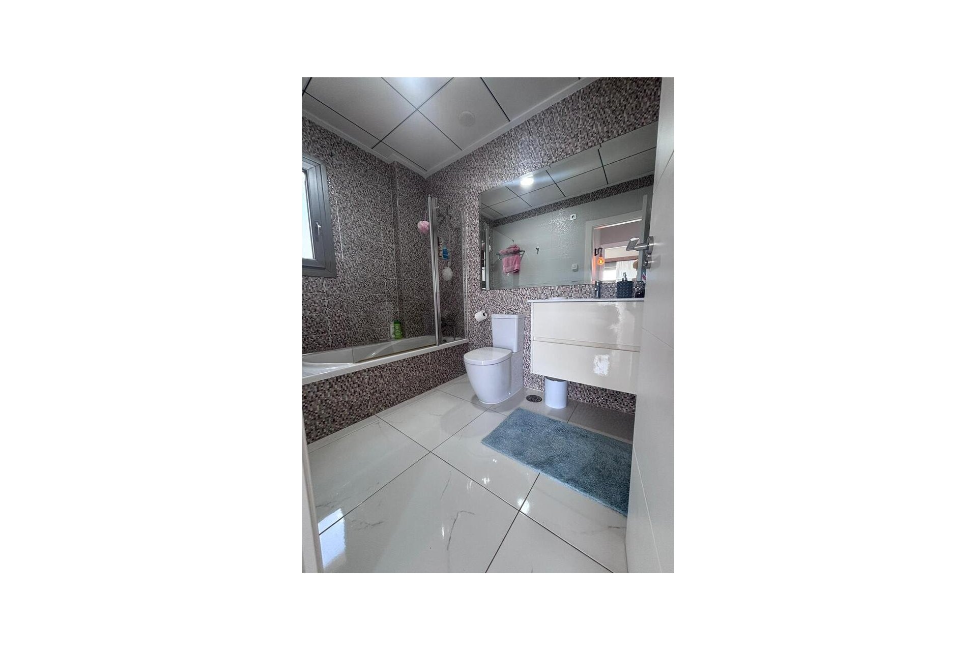 Resale - Villa -
Villamartin - Costa Blanca