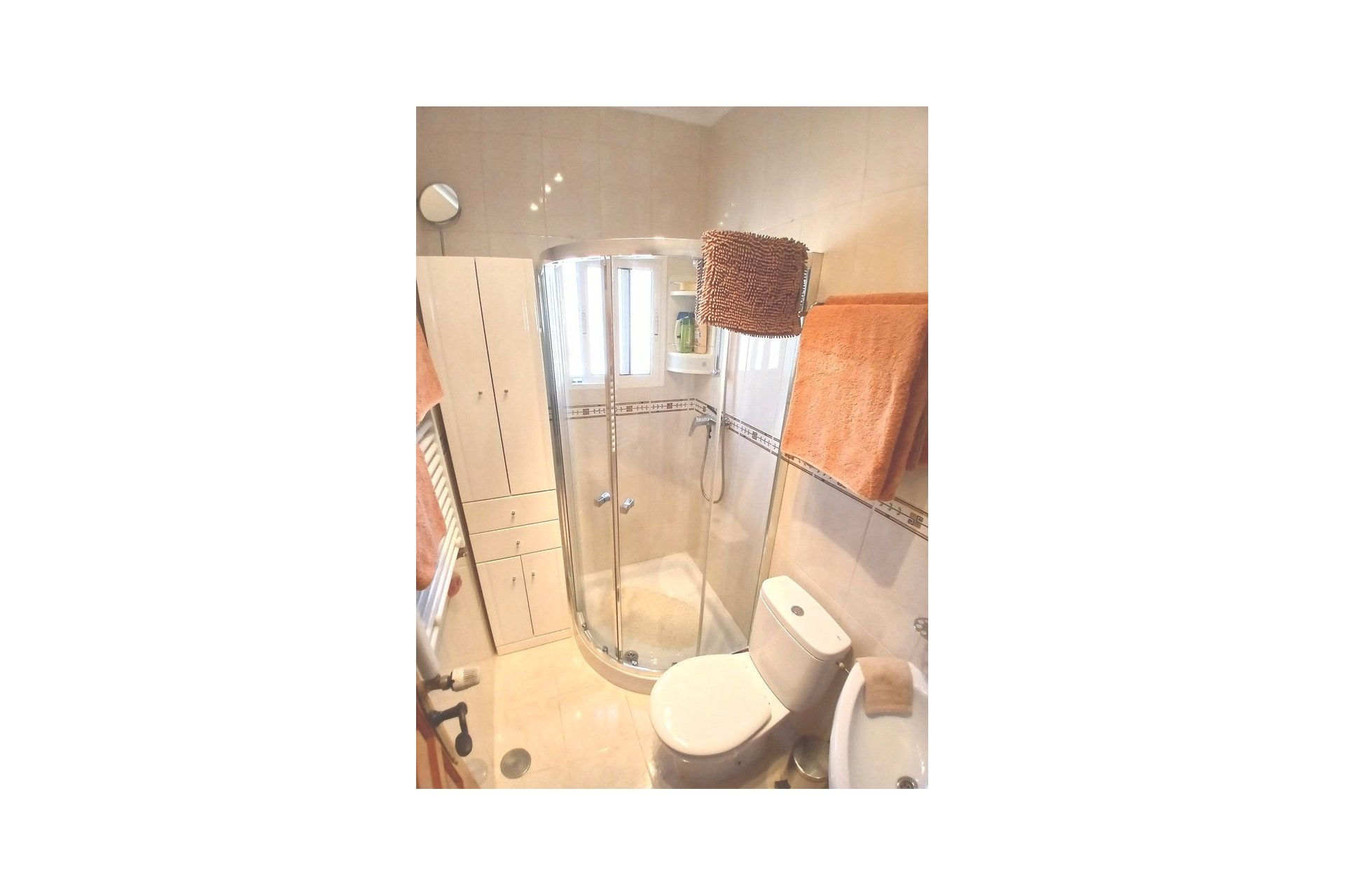 Resale - Villa -
Villamartin - Costa Blanca