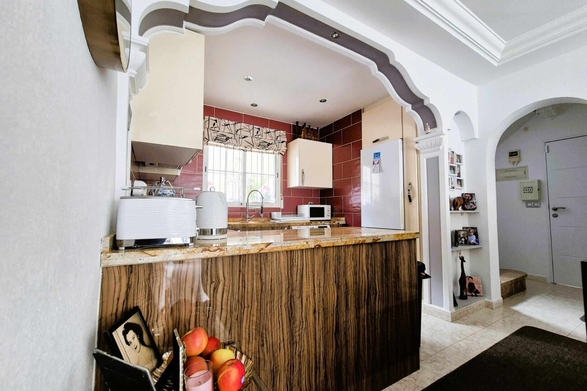 Resale - Villa -
Villamartin - Costa Blanca