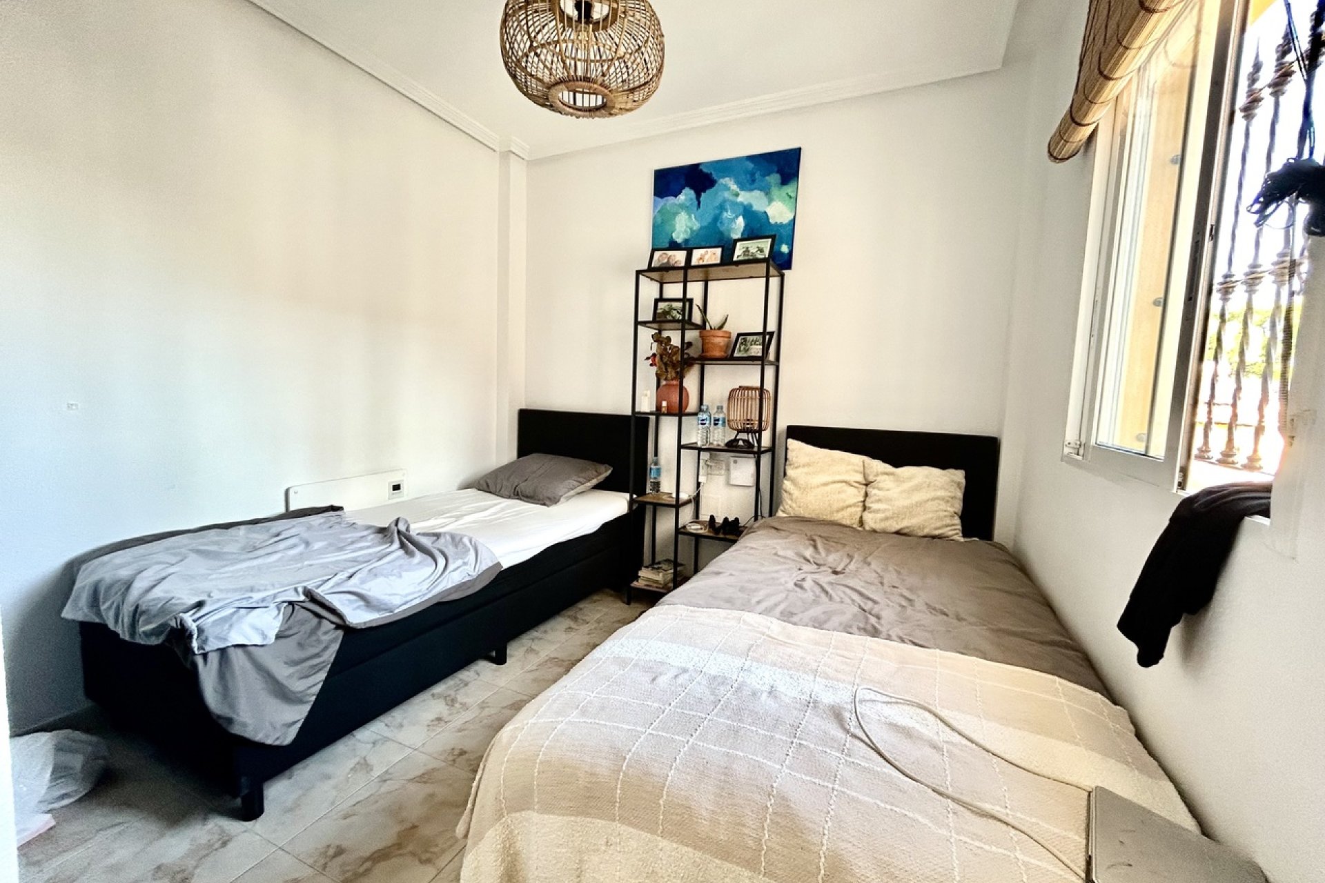 Resale - Villa -
Villamartin - Costa Blanca
